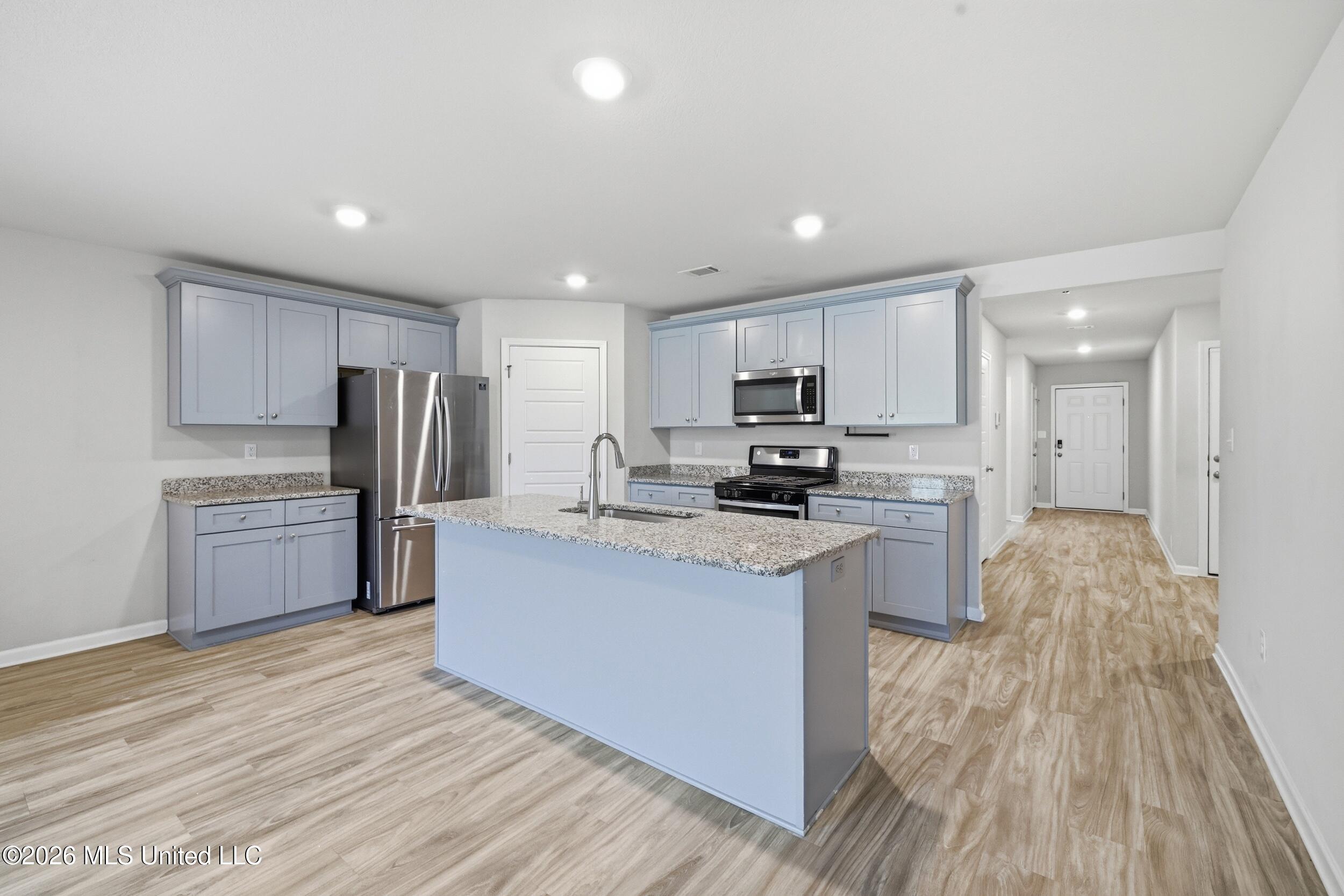 1006 Enclave Circle Property Photo 11