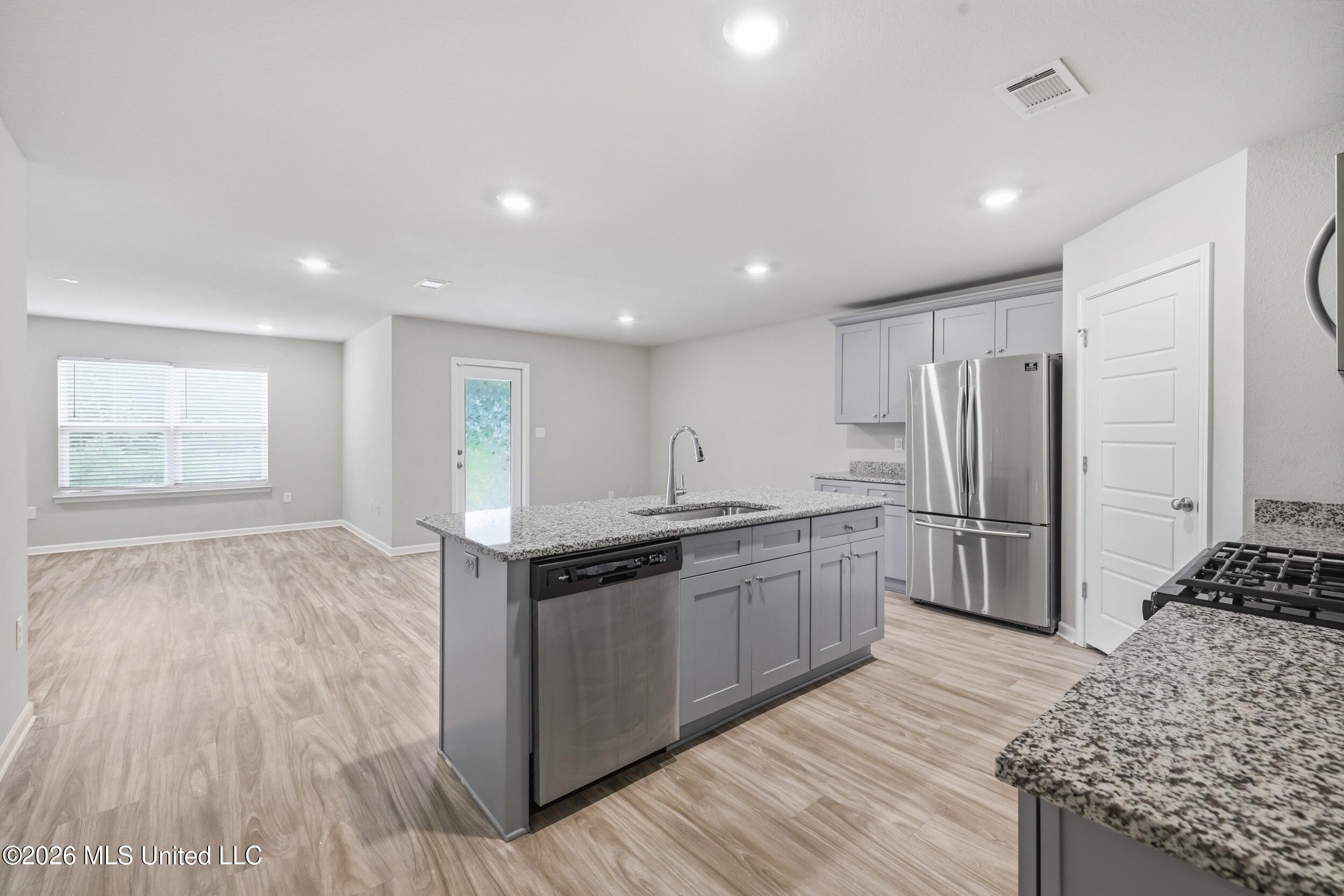1006 Enclave Circle Property Photo 12