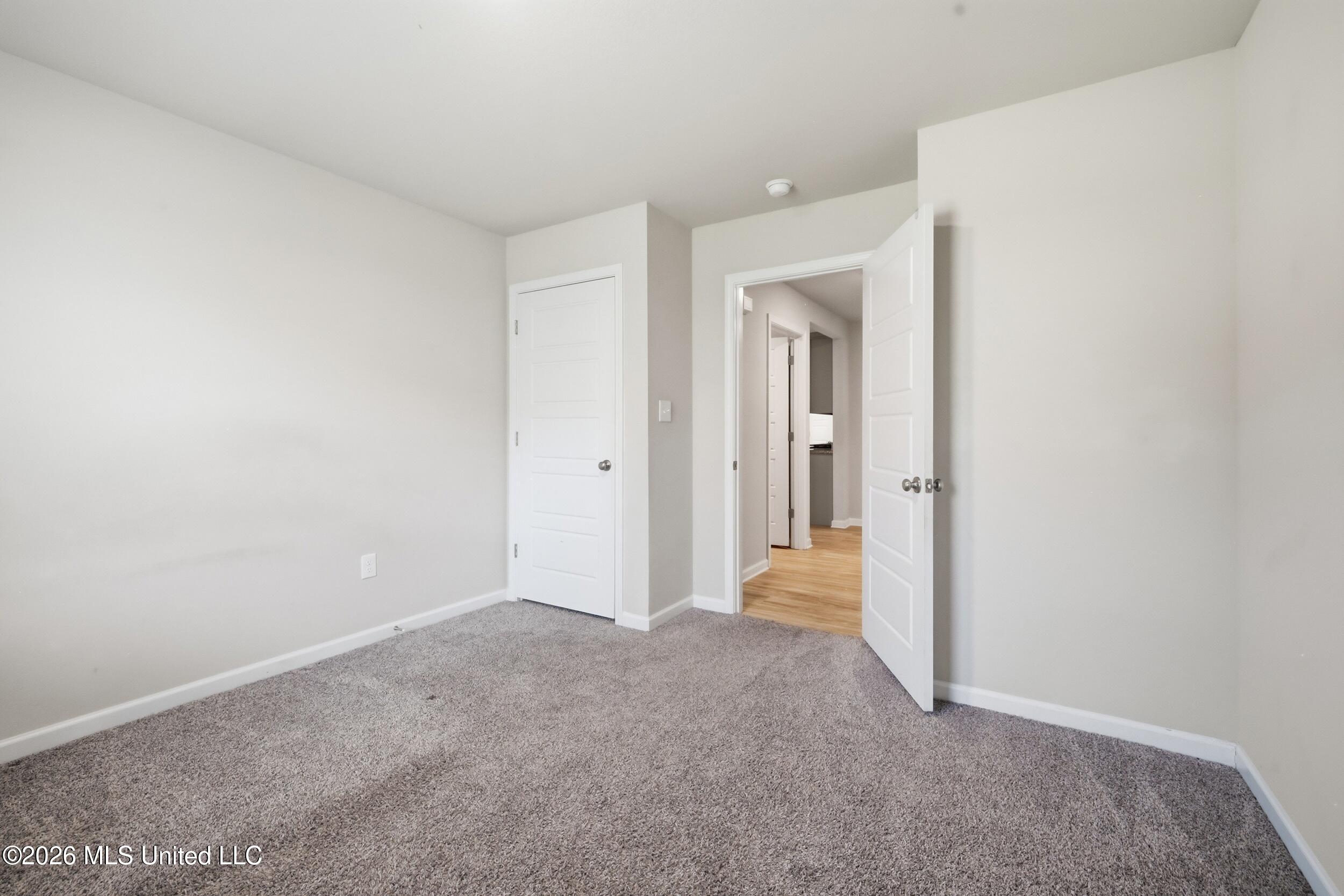 1006 Enclave Circle Property Photo 33
