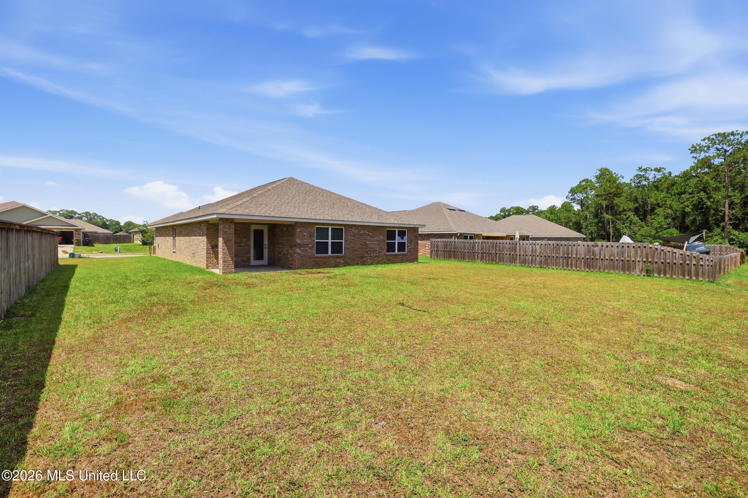 1006 Enclave Circle Property Photo 36