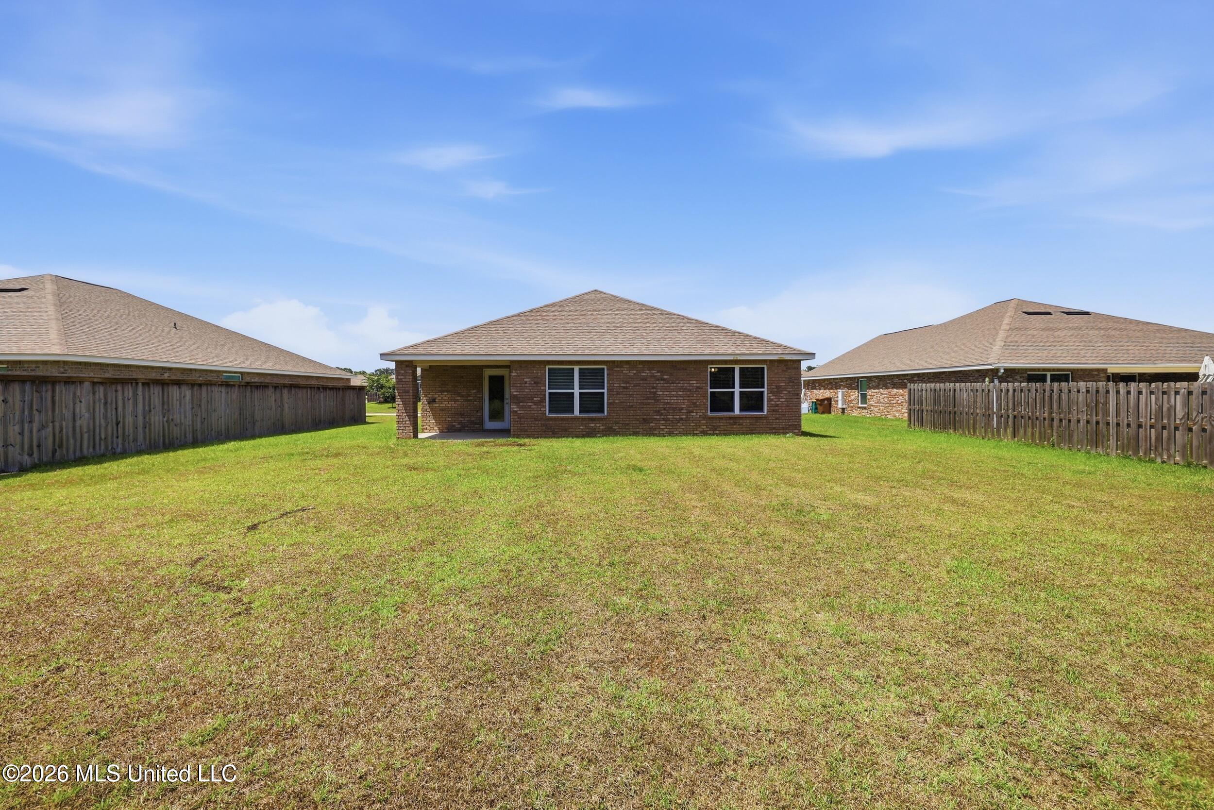 1006 Enclave Circle Property Photo 37