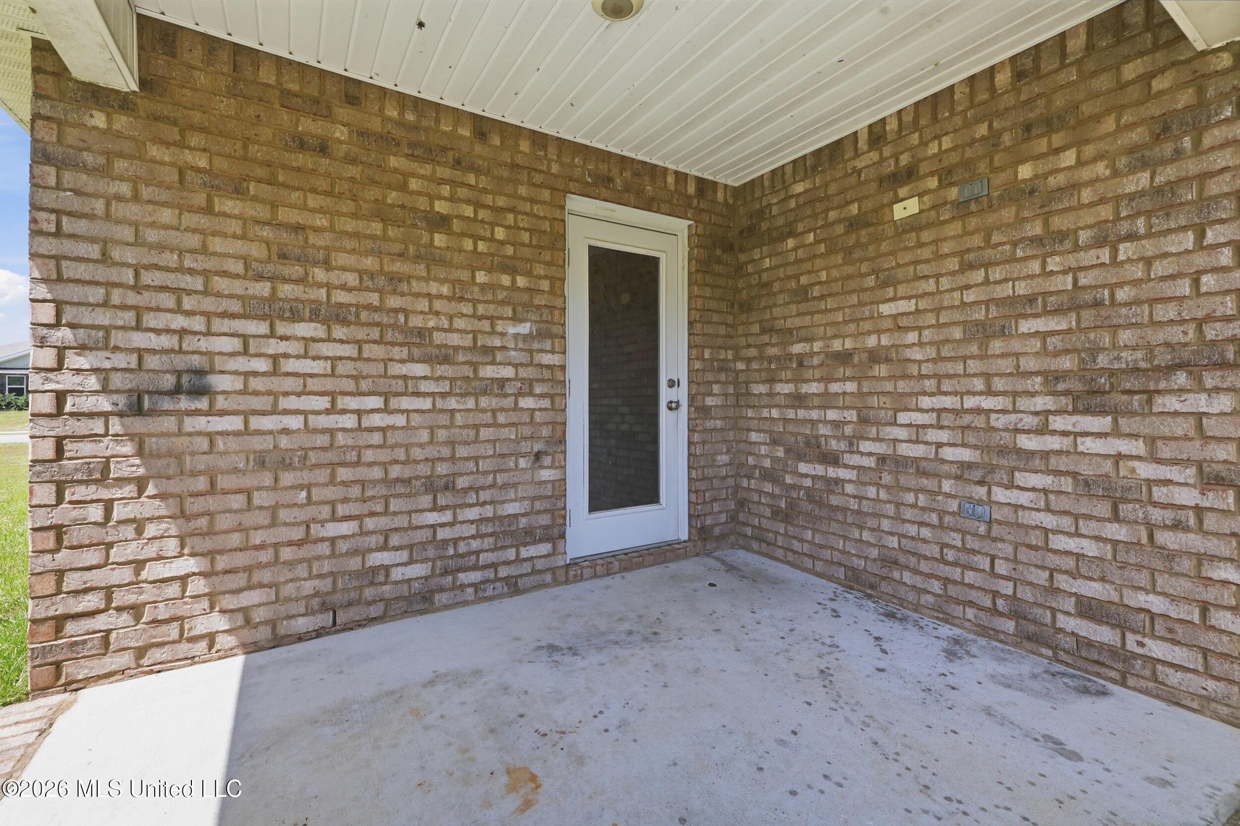 1006 Enclave Circle Property Photo 39