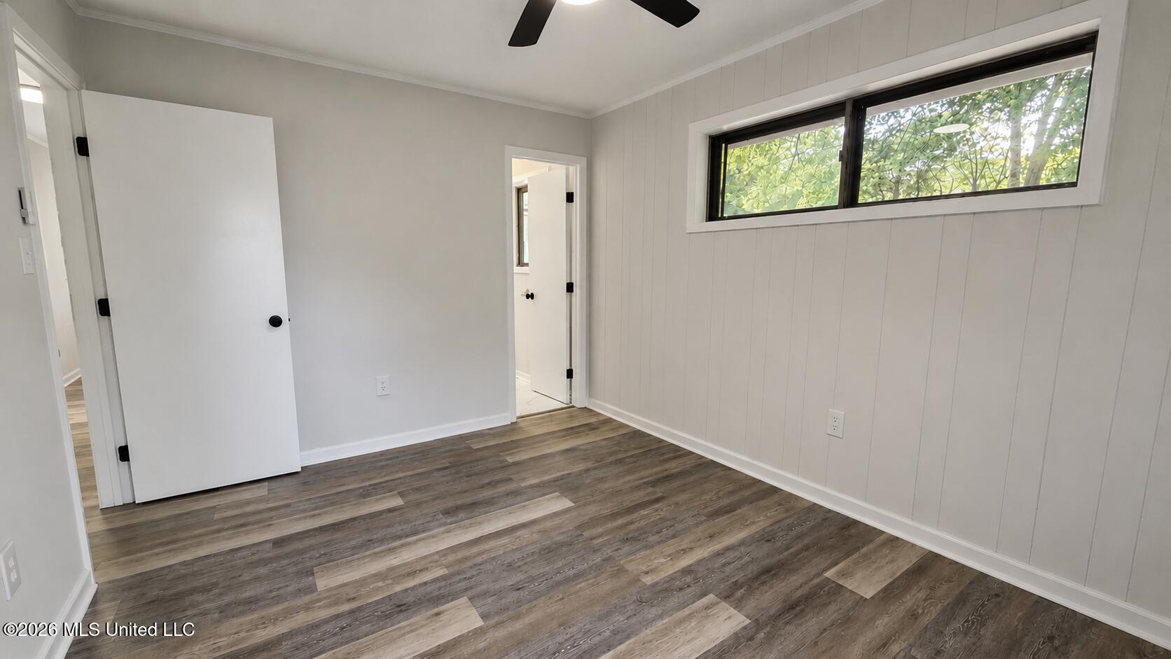 561 Colonial Drive Property Photo 17