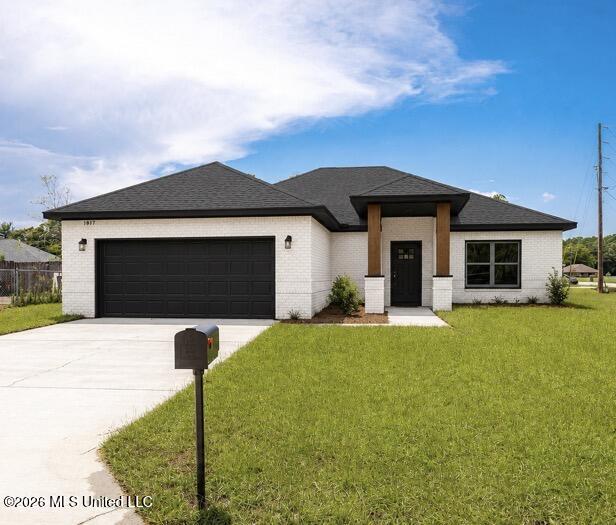 8908 Boxwood Lane Property Photo 1