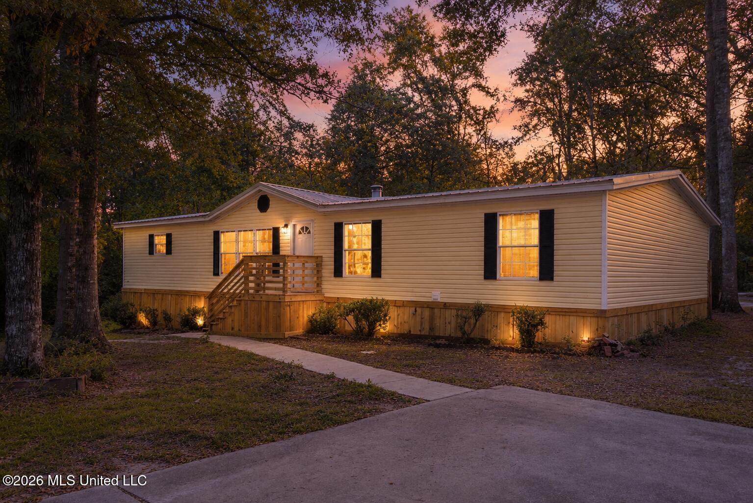 54 Jefferson Road Property Photo 1