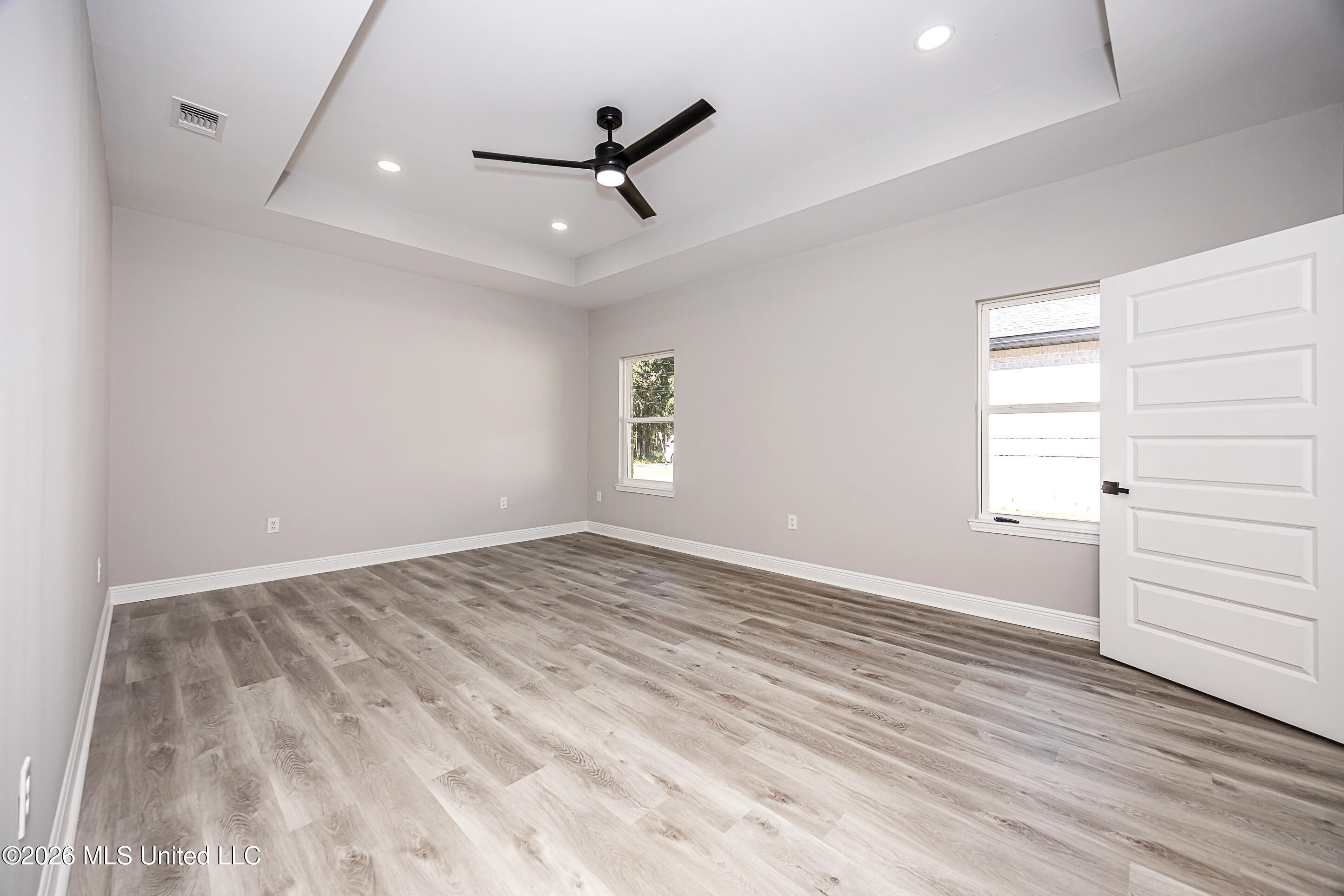 8904 Boxwood Lane Property Photo 17
