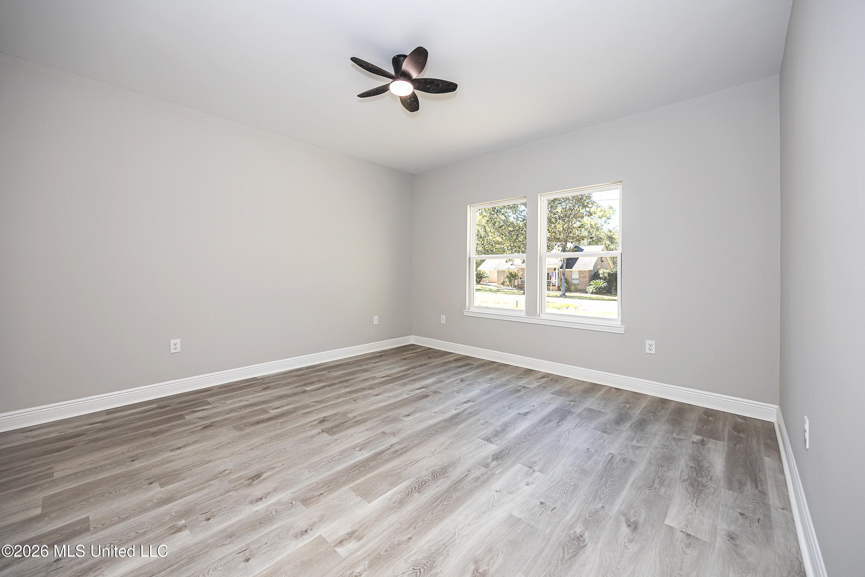 8904 Boxwood Lane Property Photo 27