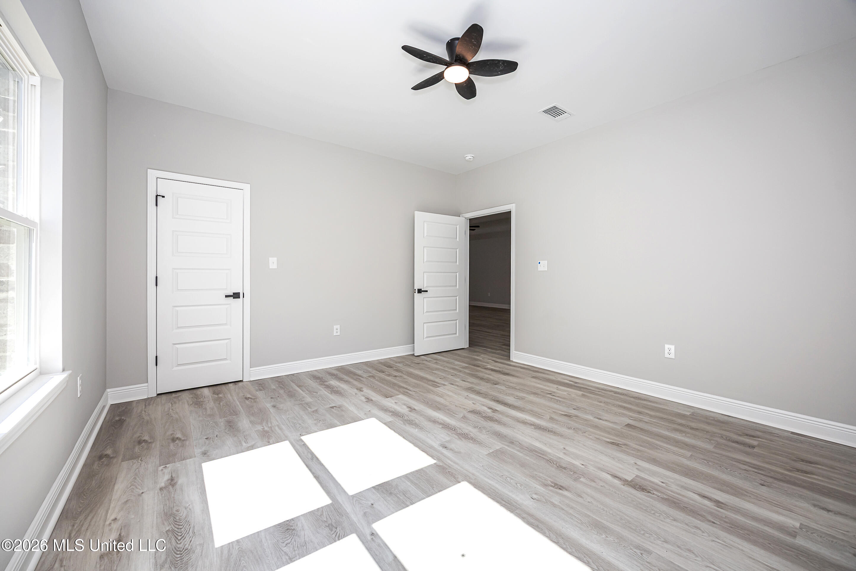 8904 Boxwood Lane Property Photo 33