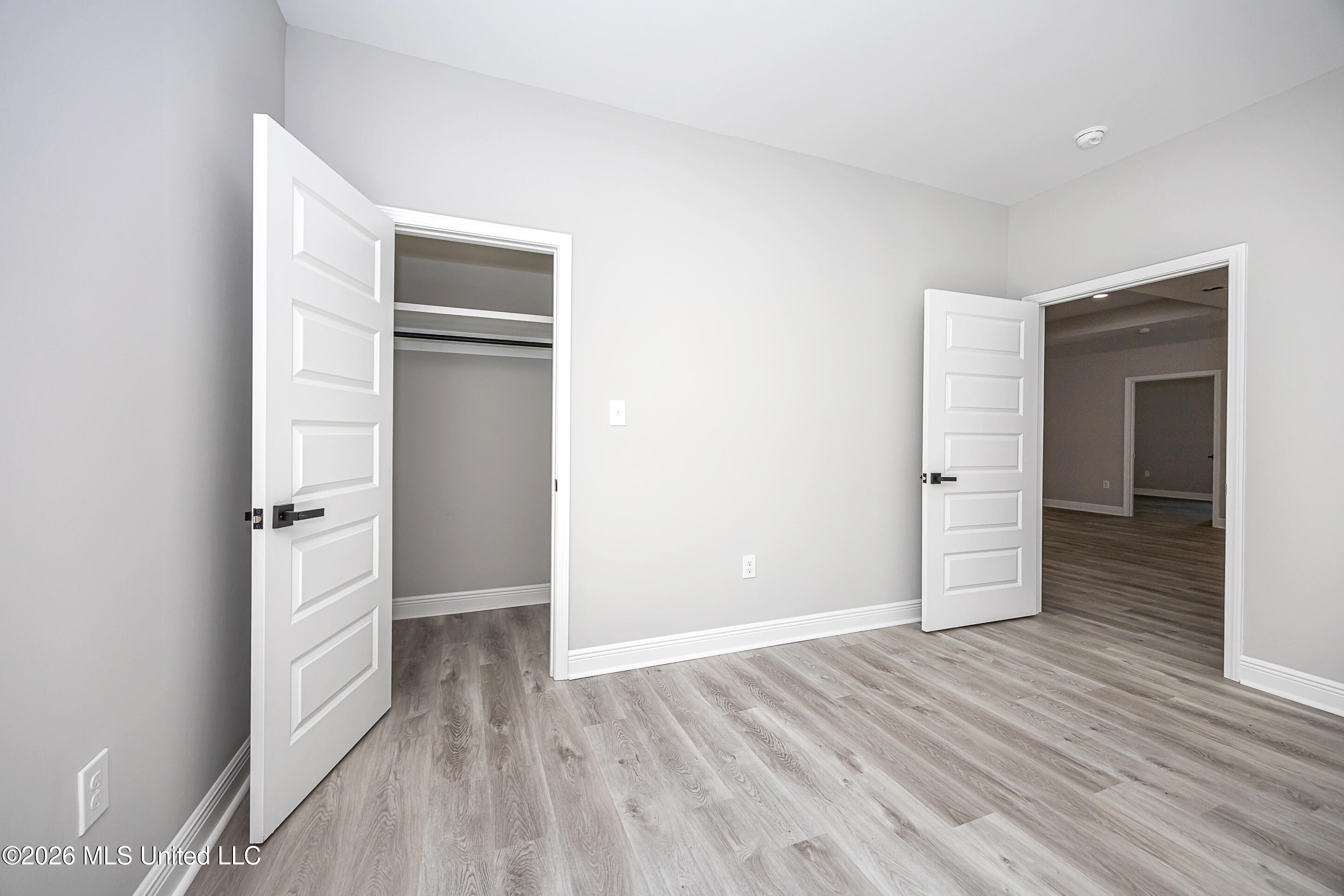 8904 Boxwood Lane Property Photo 34