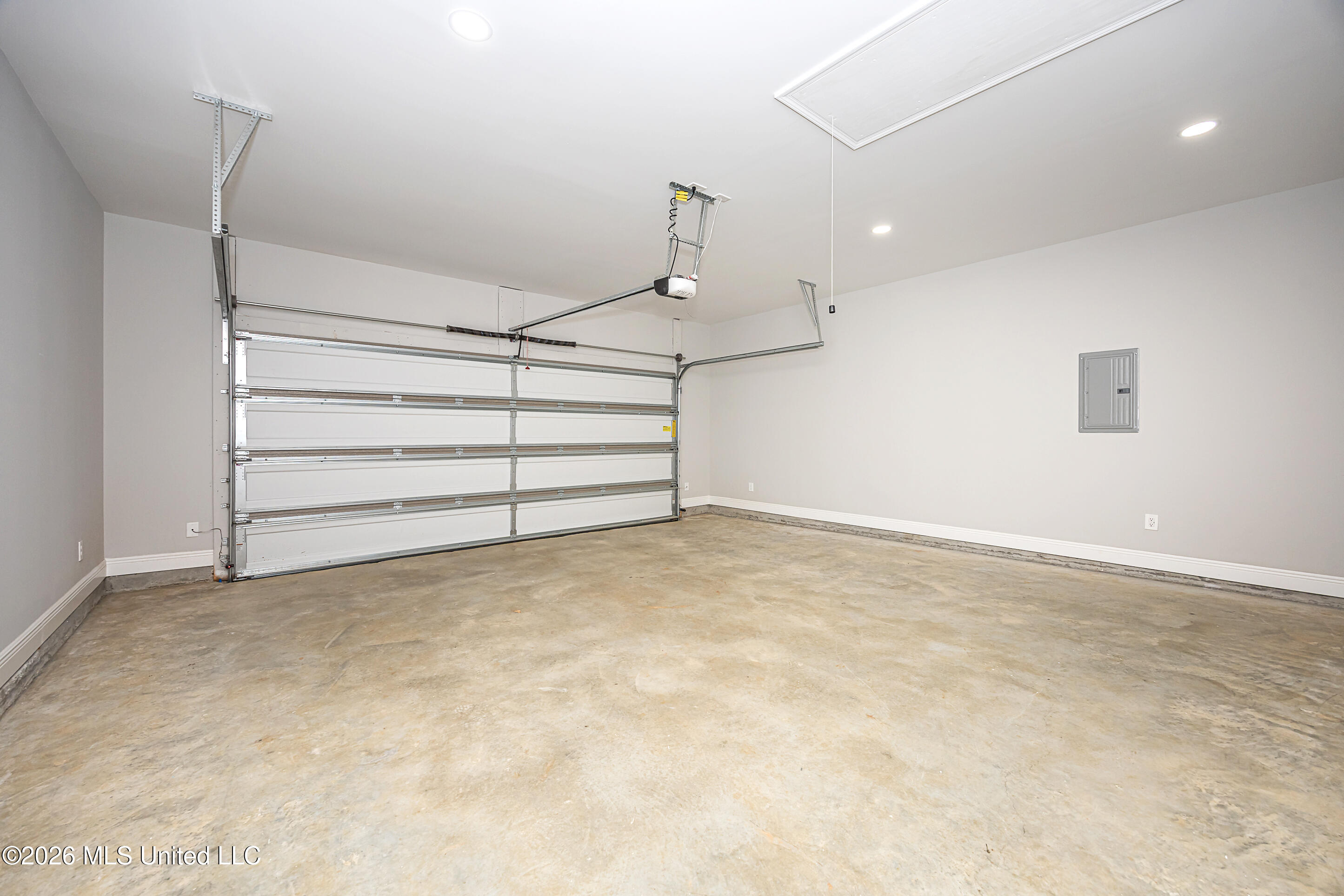 8904 Boxwood Lane Property Photo 36