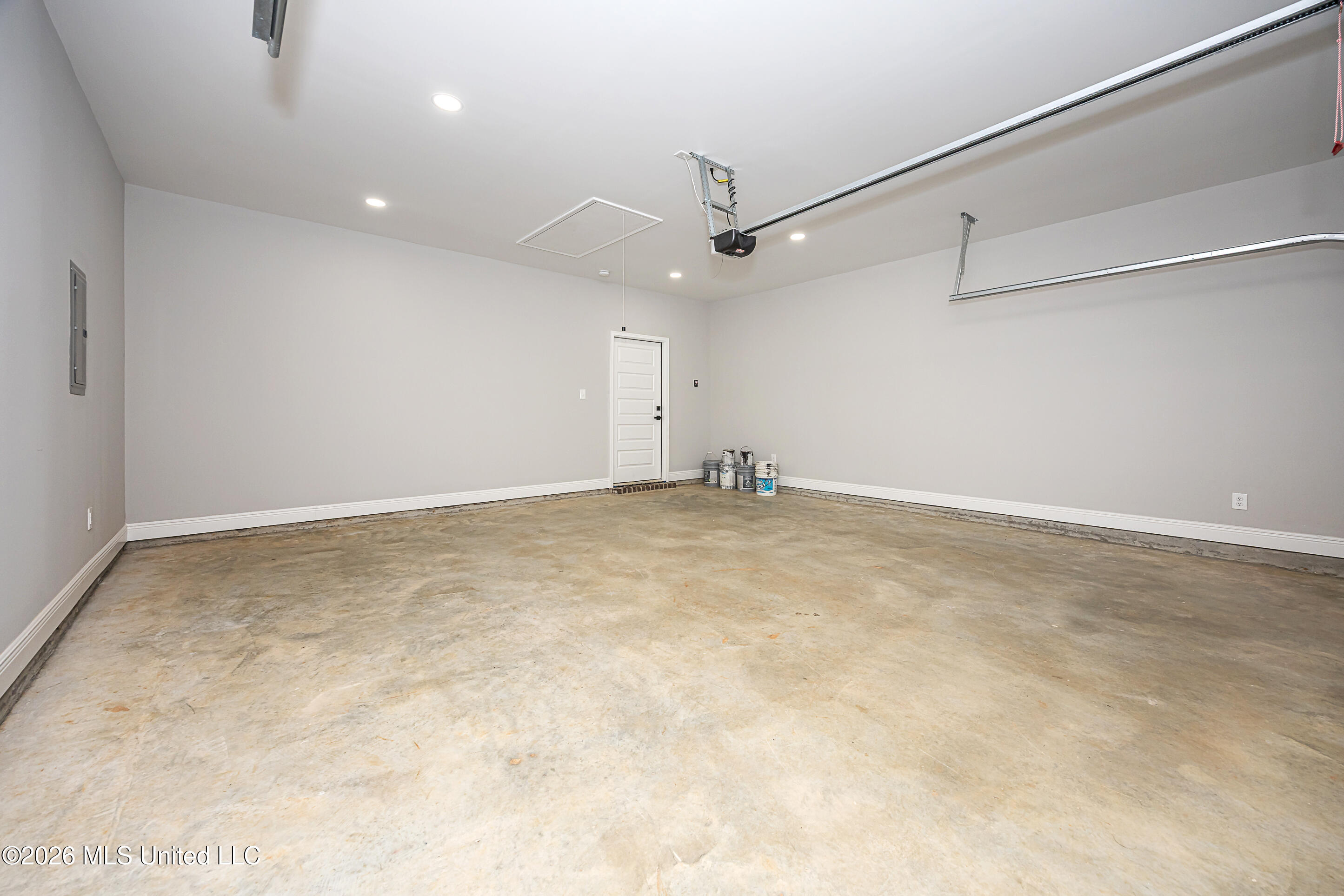 8904 Boxwood Lane Property Photo 37