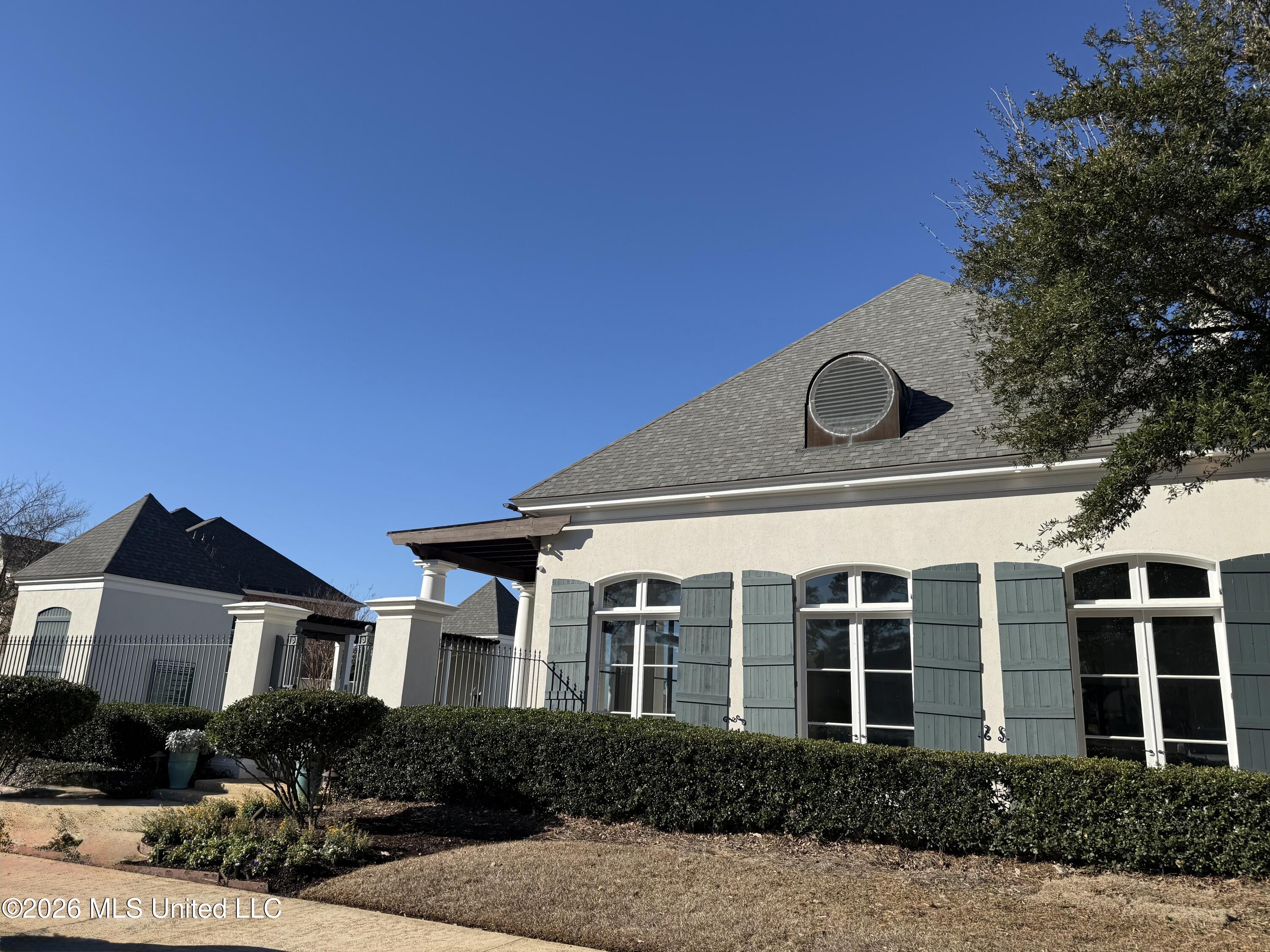 97 Grandview Cir Property Photo 4