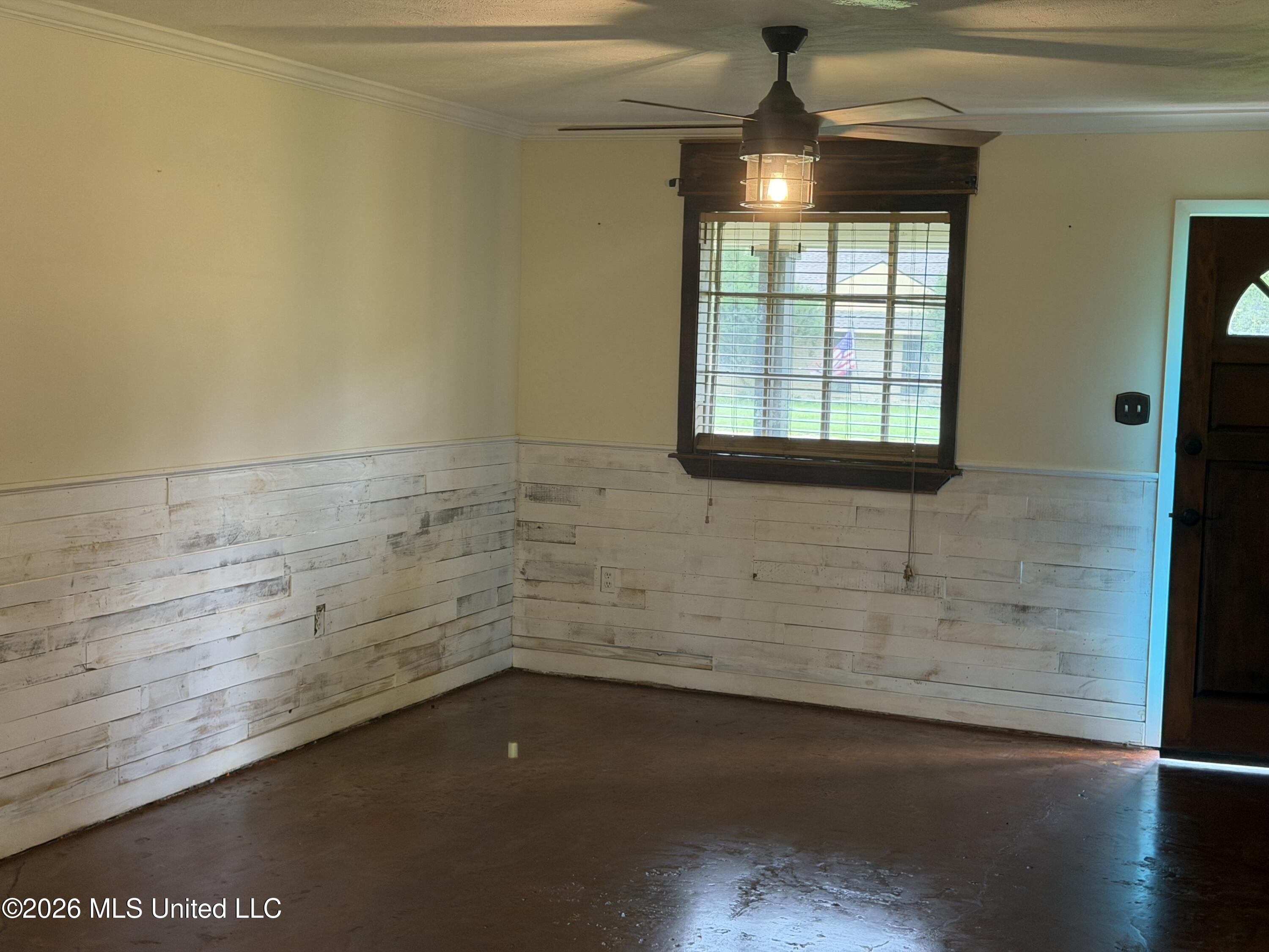 3654 Hood Drive Property Photo 2