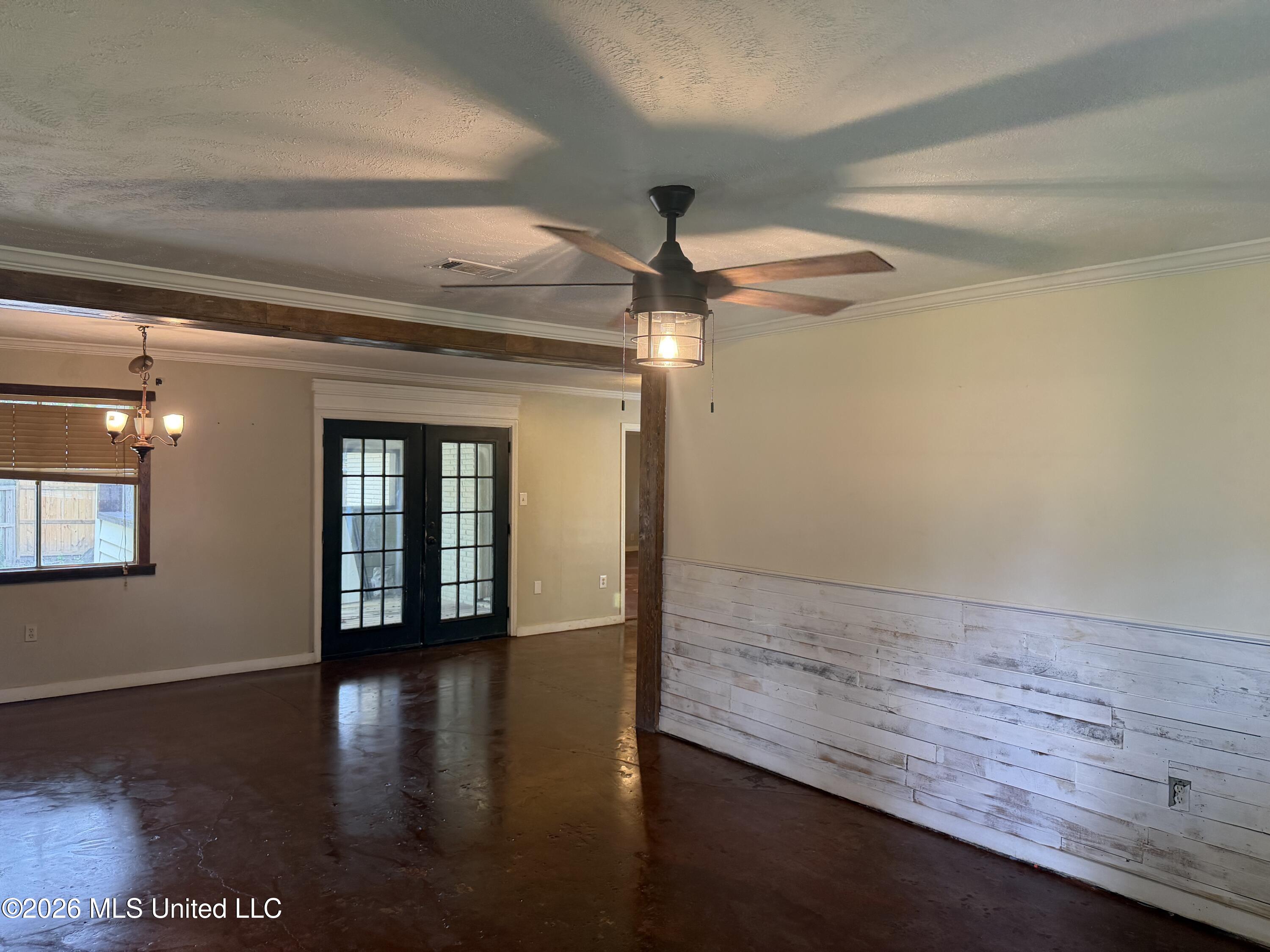 3654 Hood Drive Property Photo 3