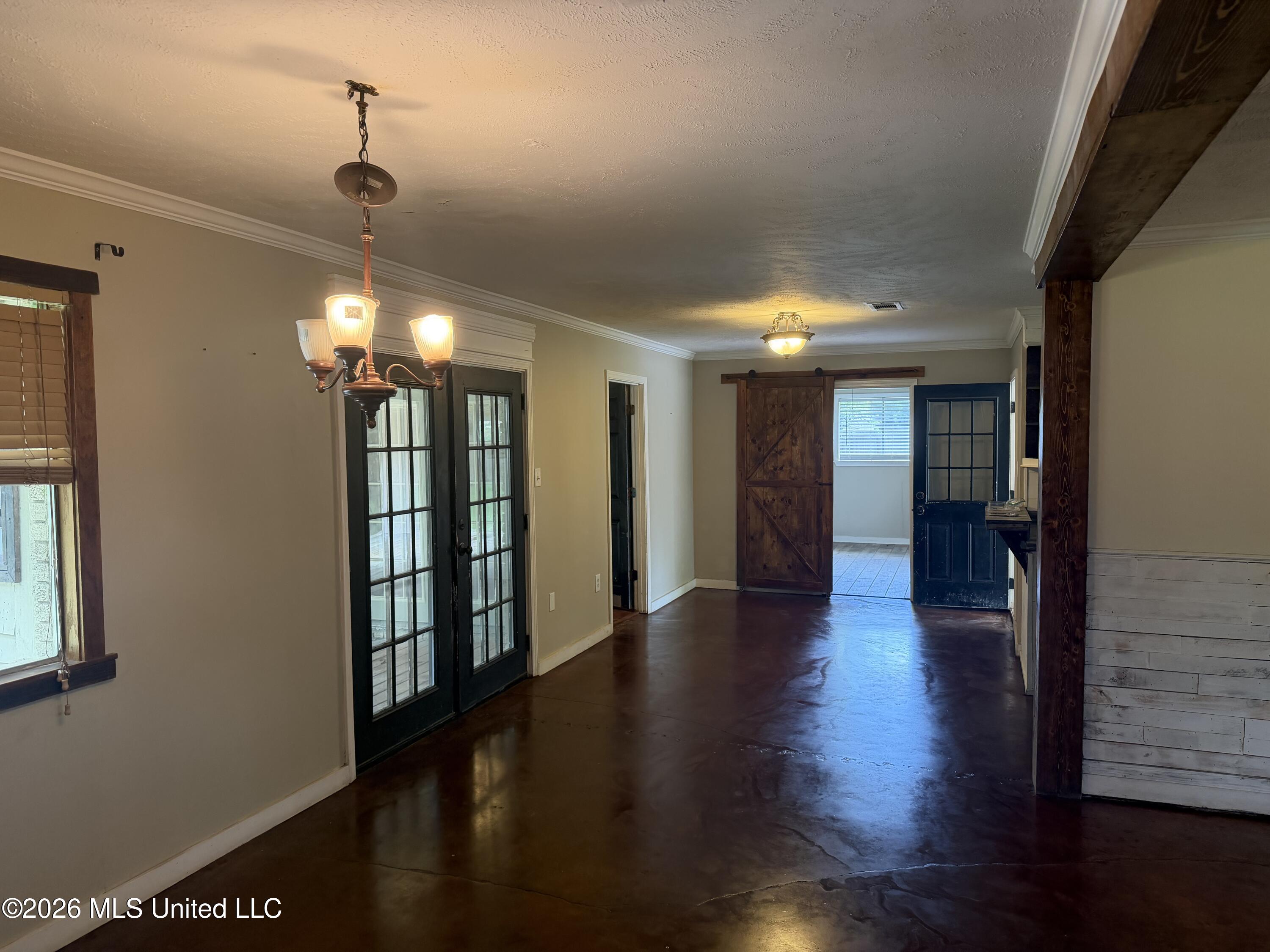 3654 Hood Drive Property Photo 4