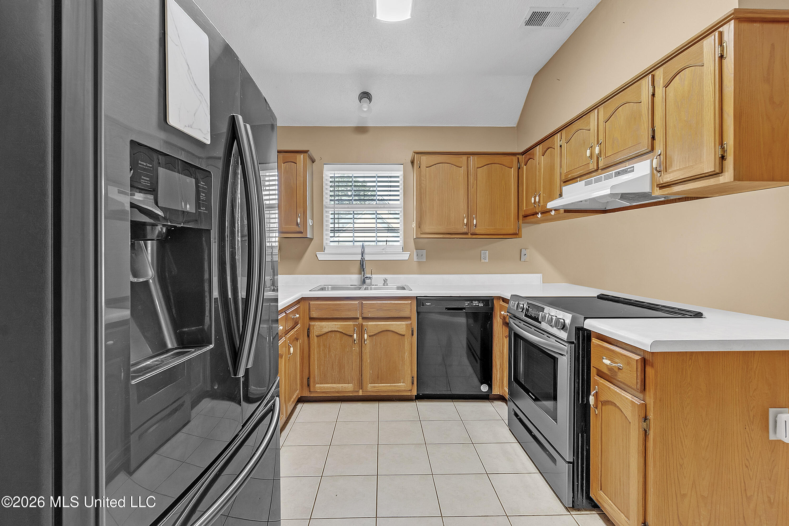 209 American River Drive Property Photo 6