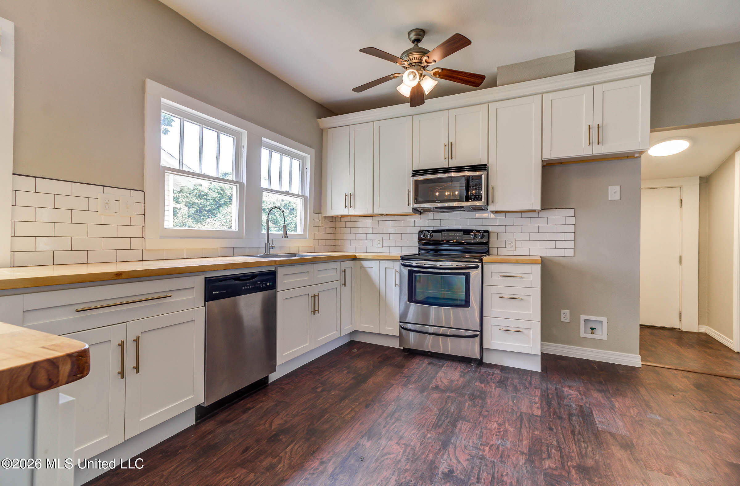 3420 12th Street Property Photo 15