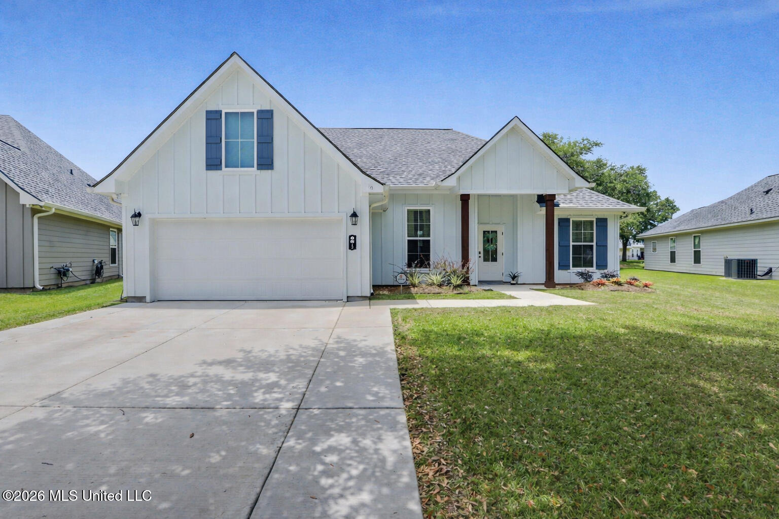 605 Thomas Shields Boulevard Property Photo 1