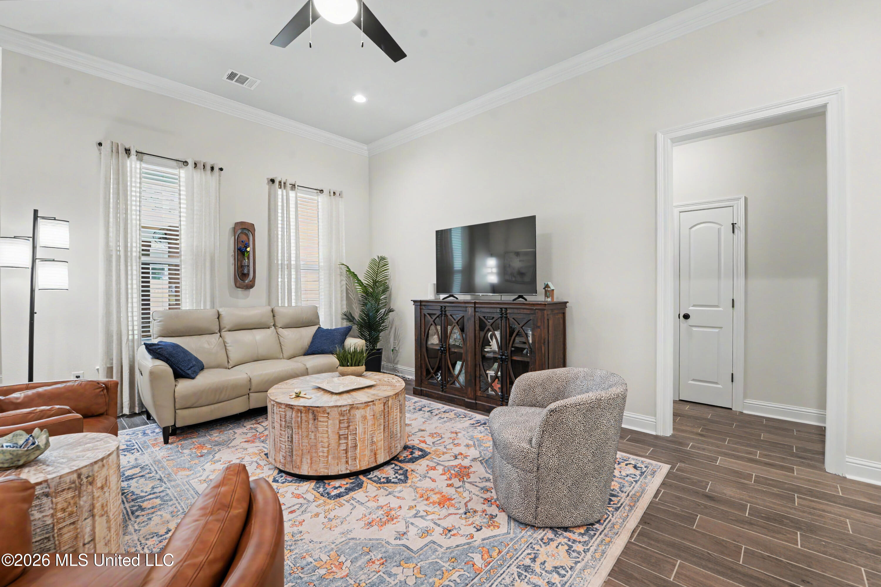 605 Thomas Shields Boulevard Property Photo 6