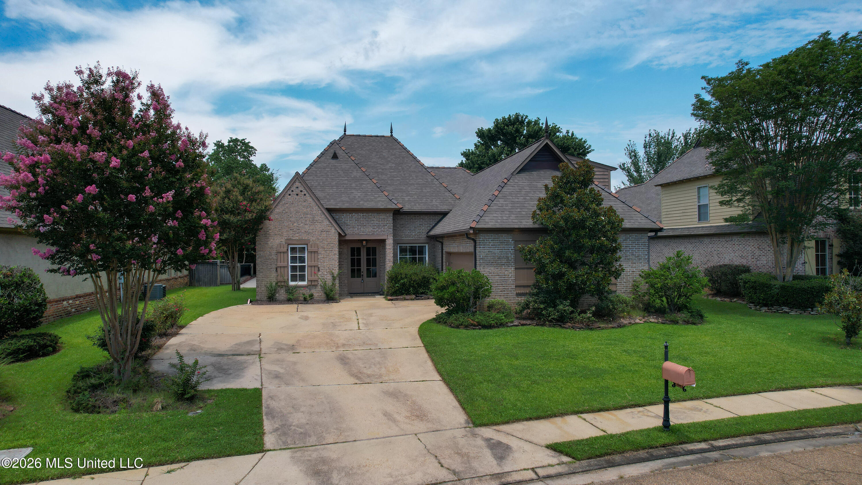 109 Brisage Drive Property Photo 1