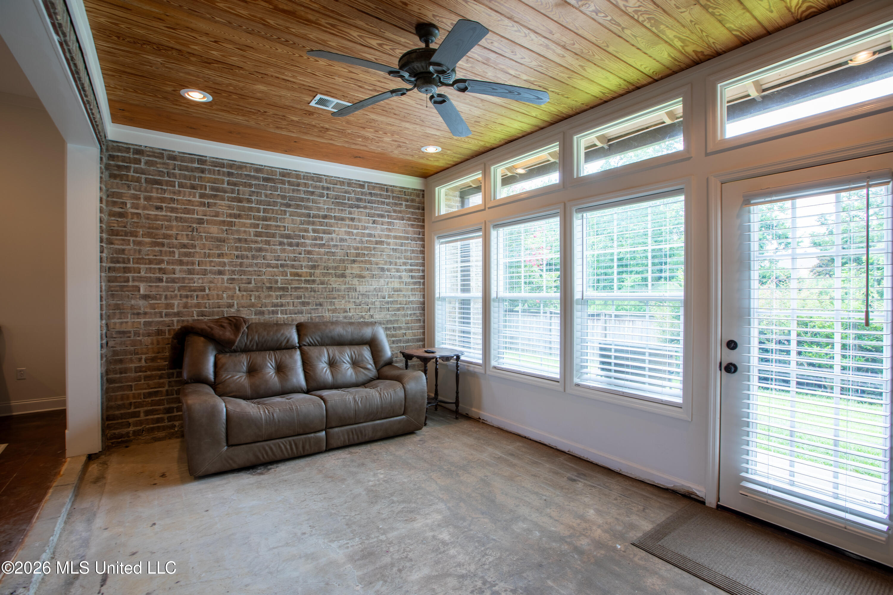 109 Brisage Drive Property Photo 25
