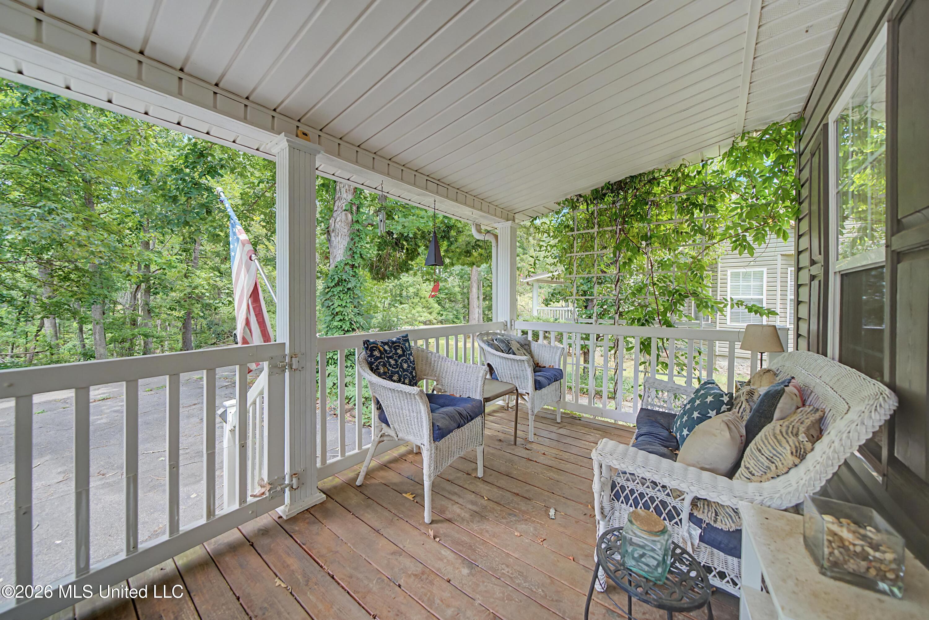 26 Betty Boulevard Property Photo 6