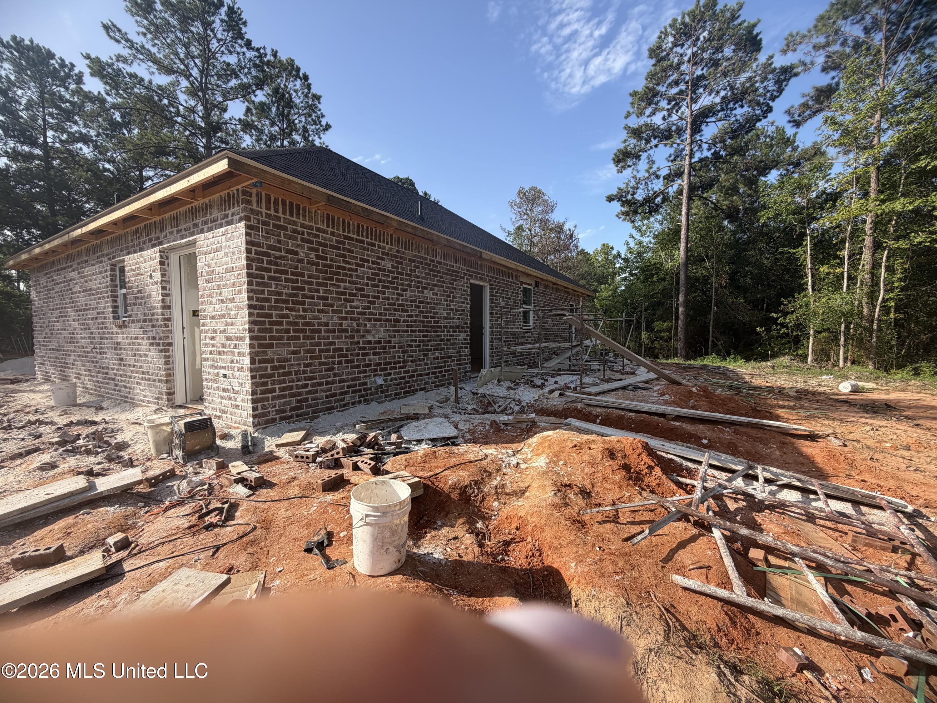 121 Will Thompson Road Property Photo 12