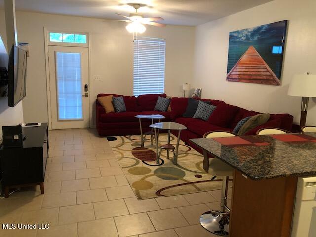 1270 Century Oaks Drive Property Photo 4