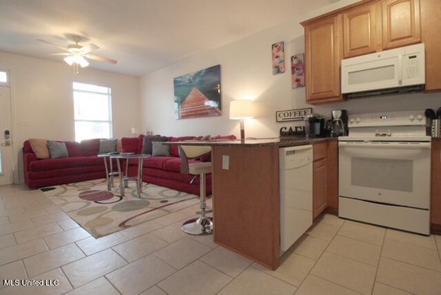 1270 Century Oaks Drive Property Photo 9