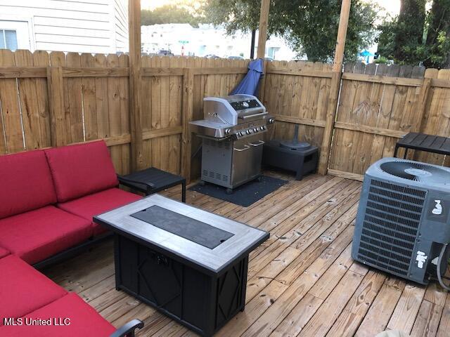 1270 Century Oaks Drive Property Photo 41