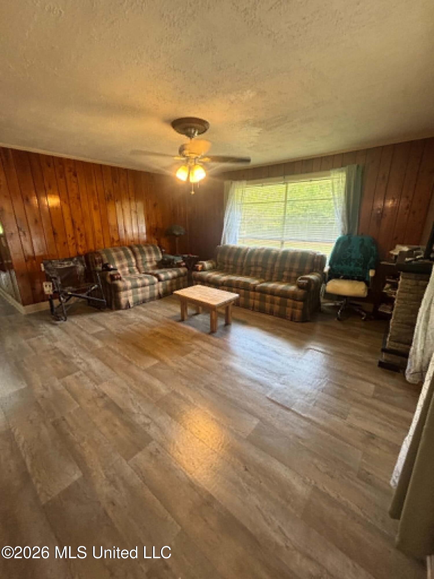 1047 Pearl Valley Road Property Photo 19