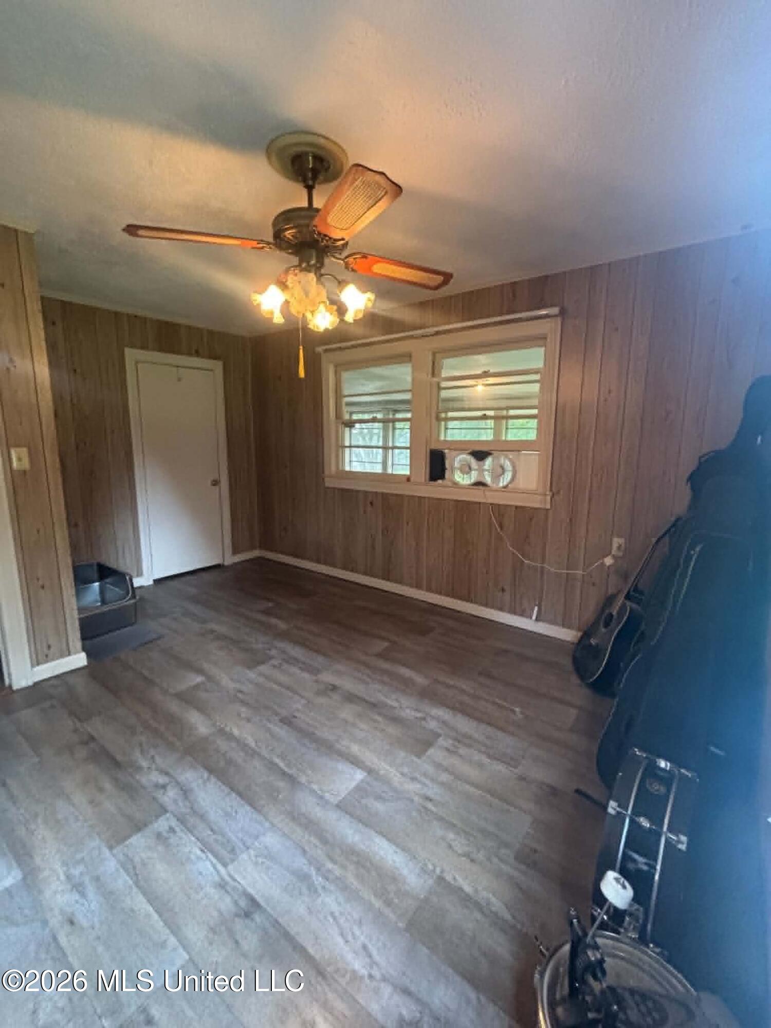 1047 Pearl Valley Road Property Photo 20