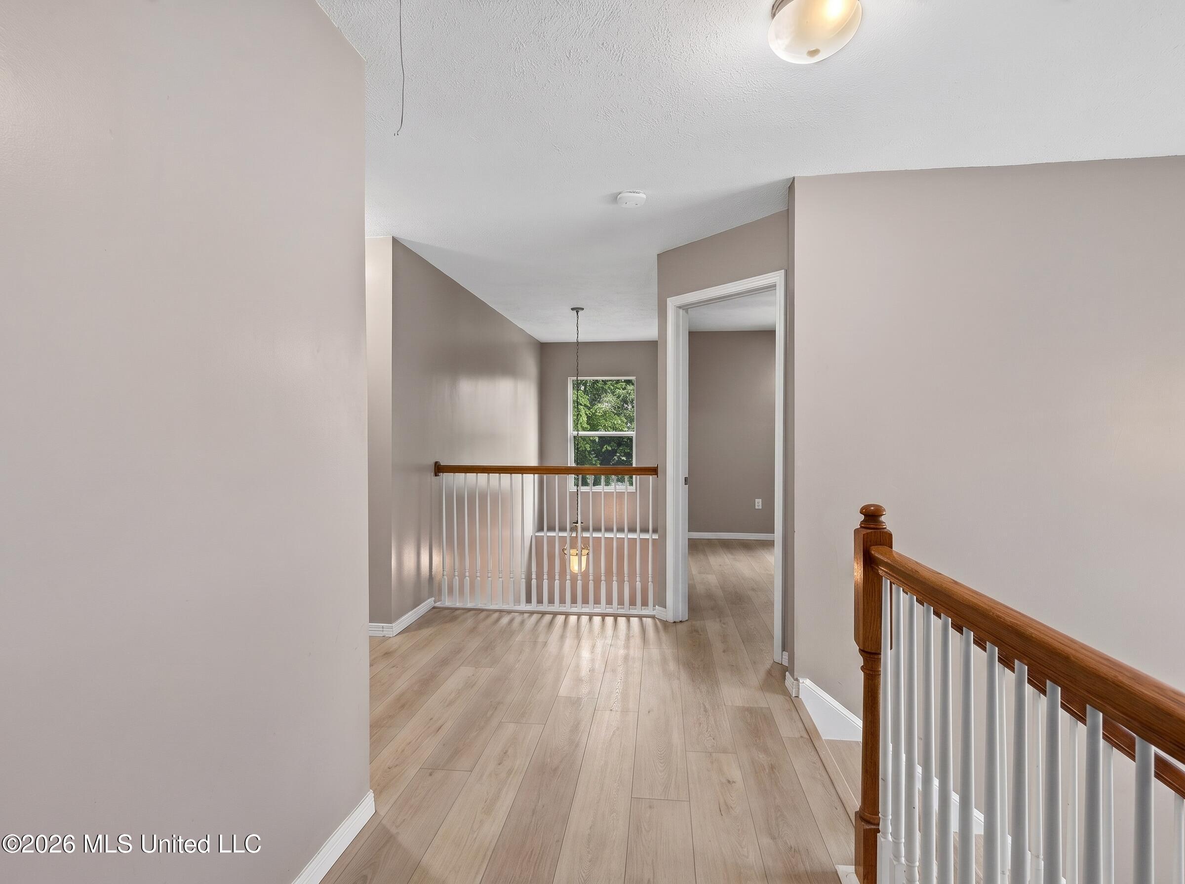 874 Ellington Drive Property Photo 21