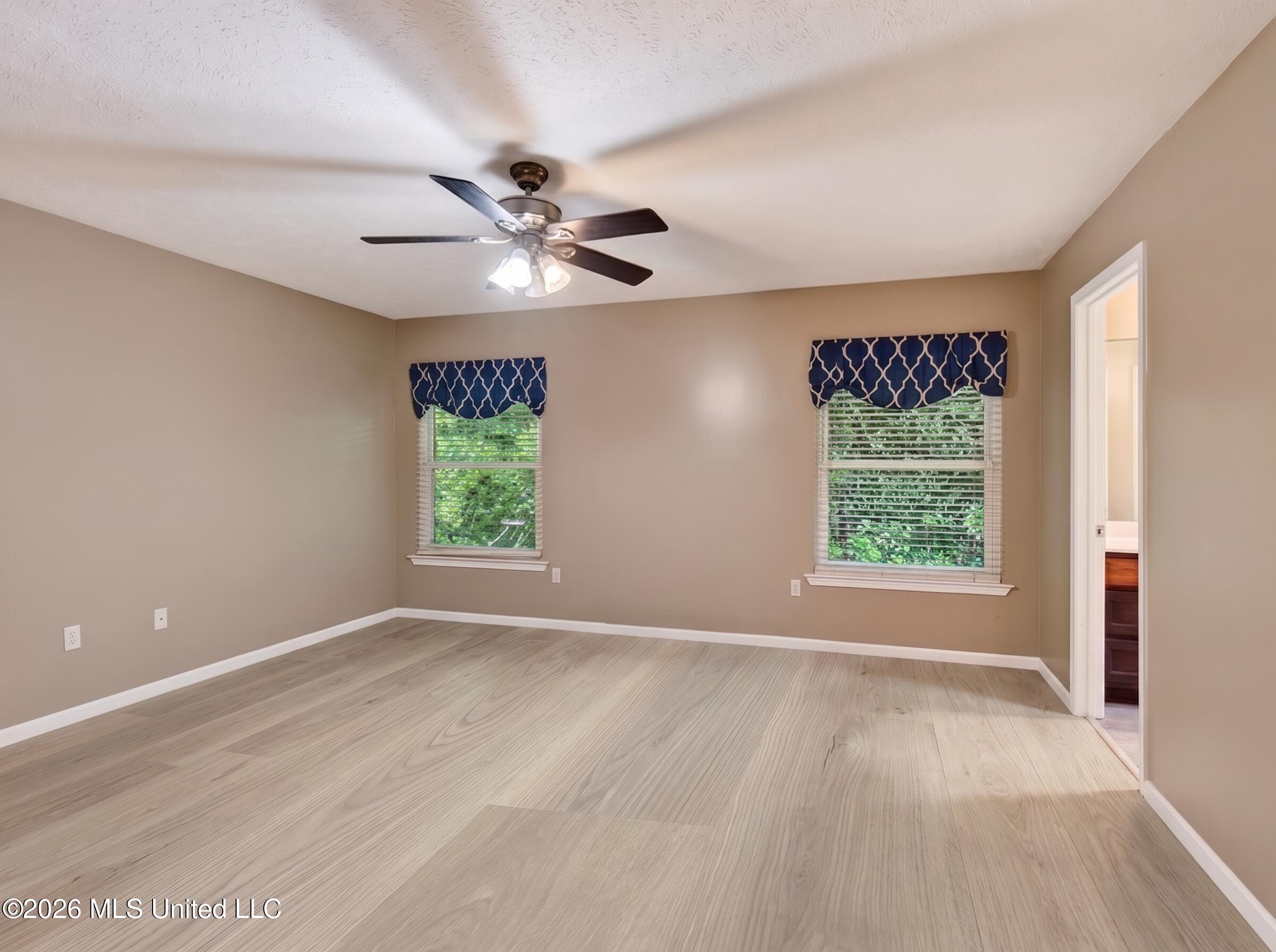 874 Ellington Drive Property Photo 22