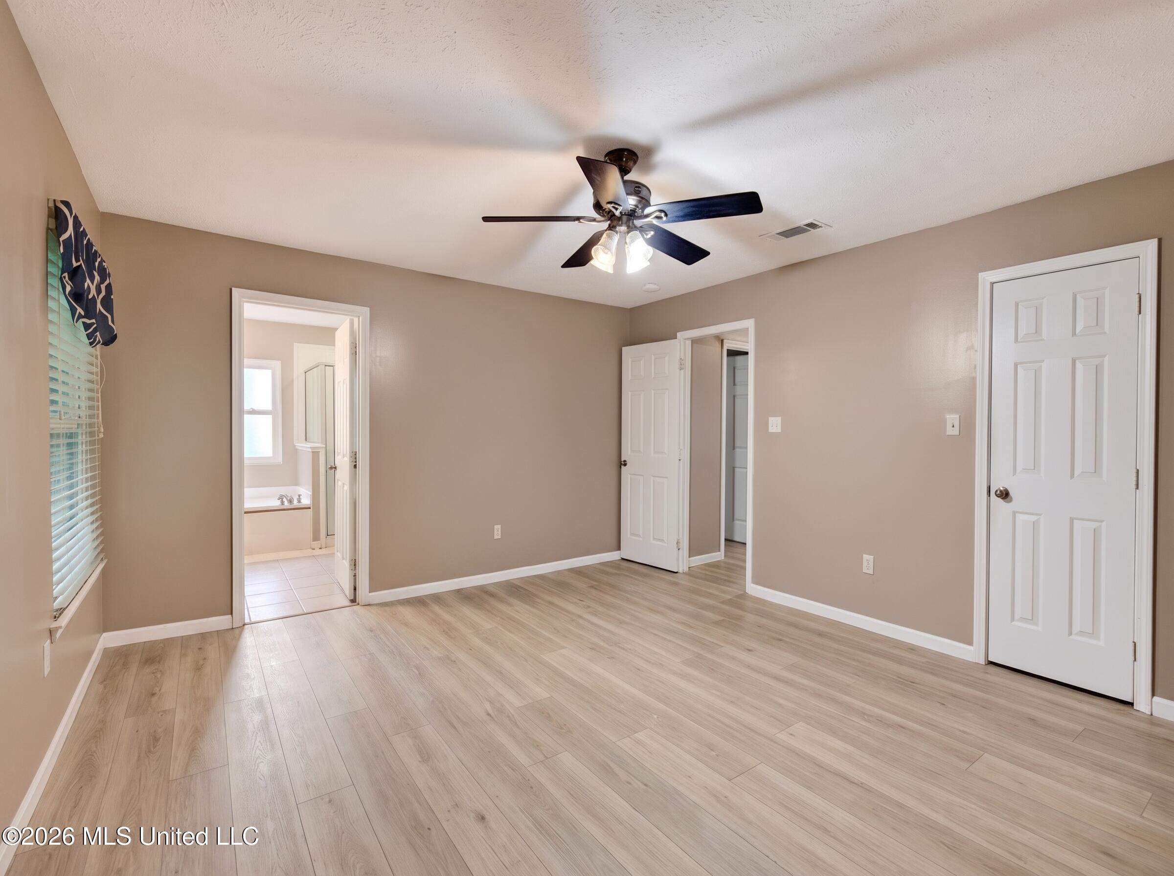 874 Ellington Drive Property Photo 25