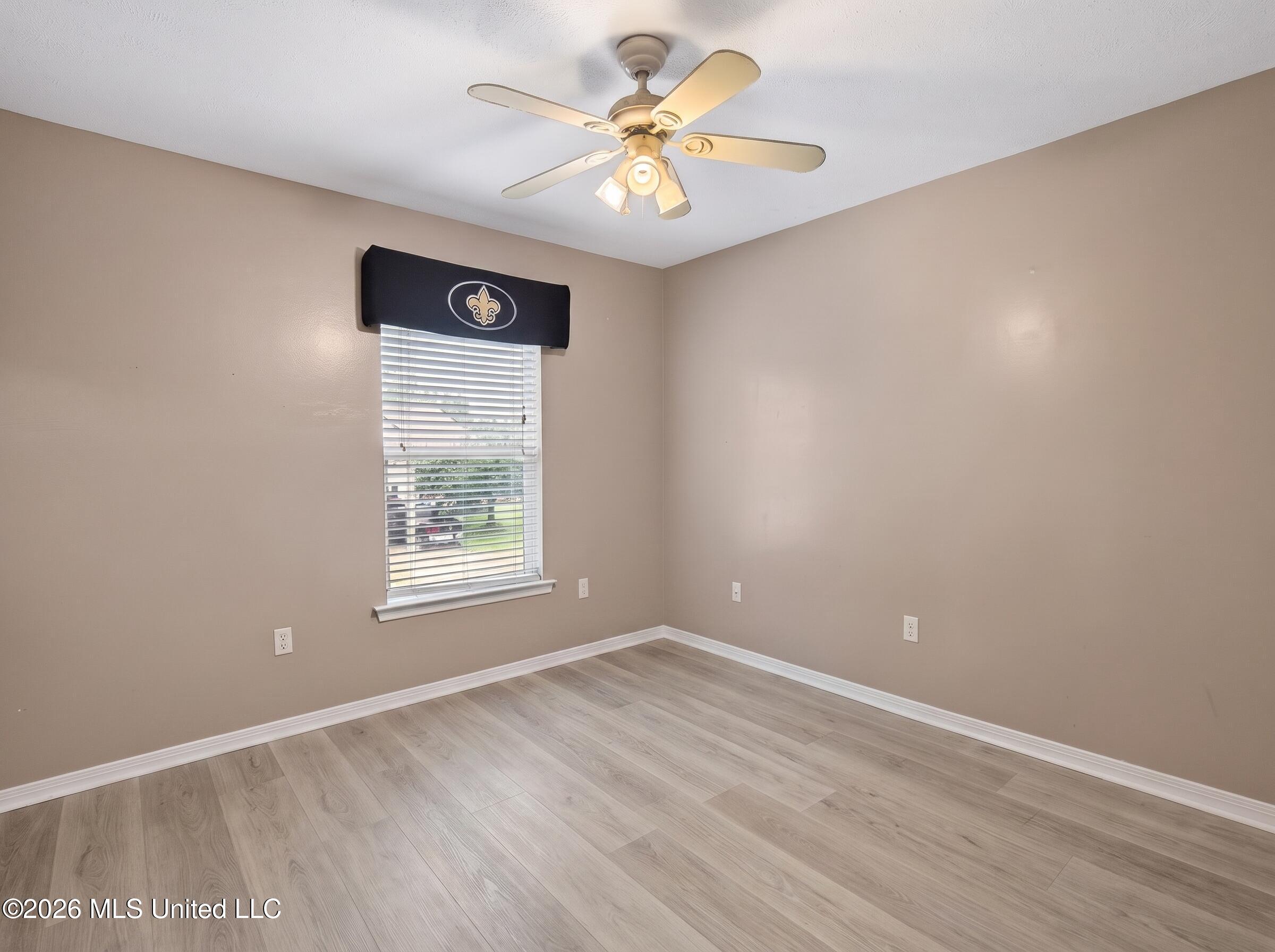 874 Ellington Drive Property Photo 27