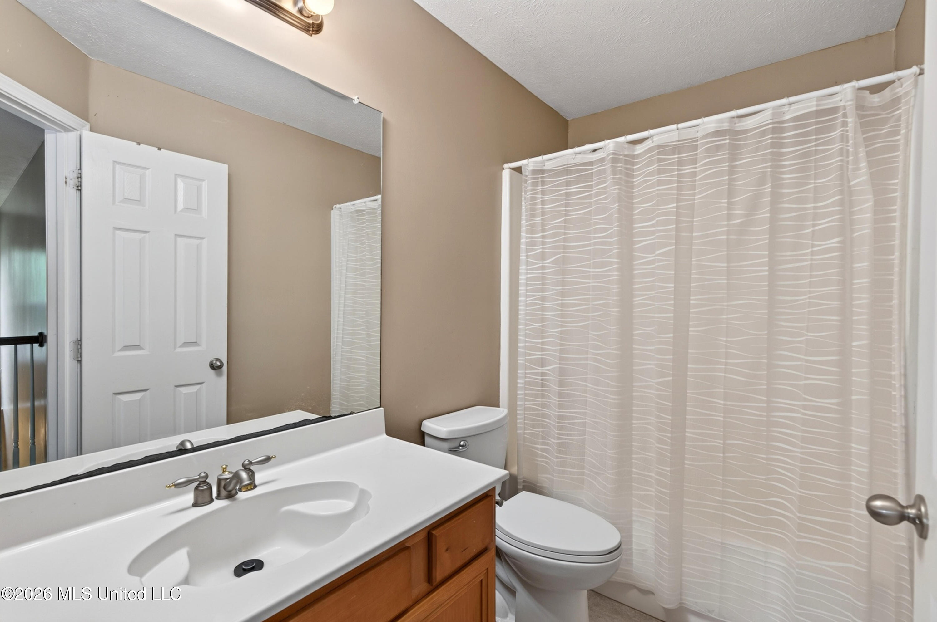 874 Ellington Drive Property Photo 28