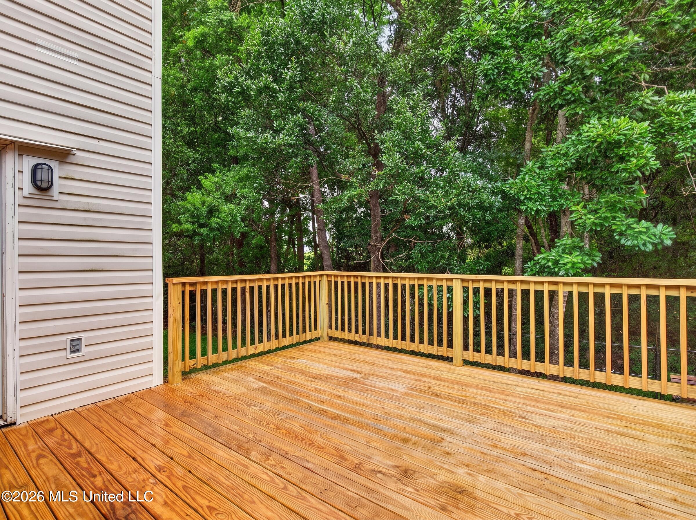 874 Ellington Drive Property Photo 32