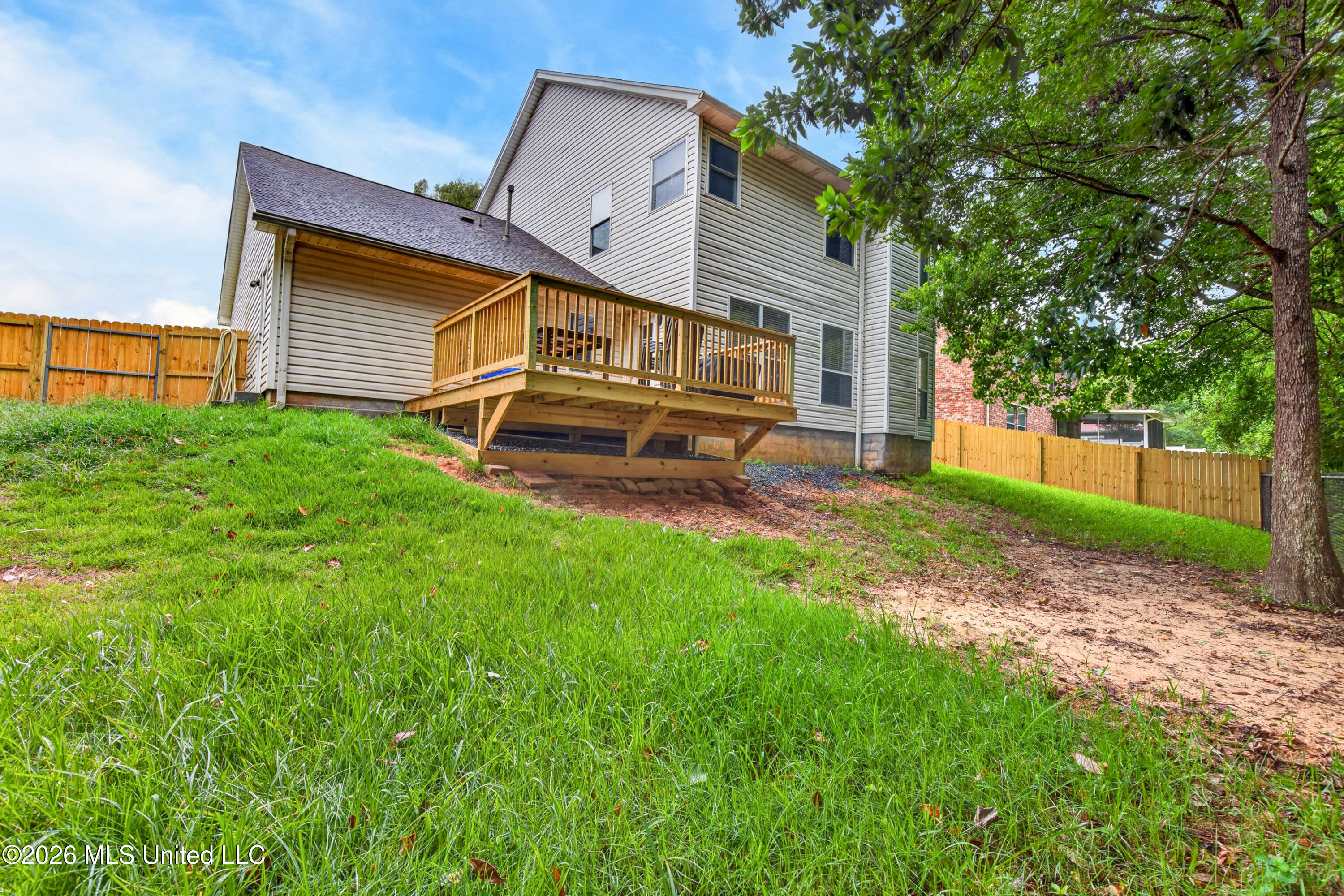 874 Ellington Drive Property Photo 34