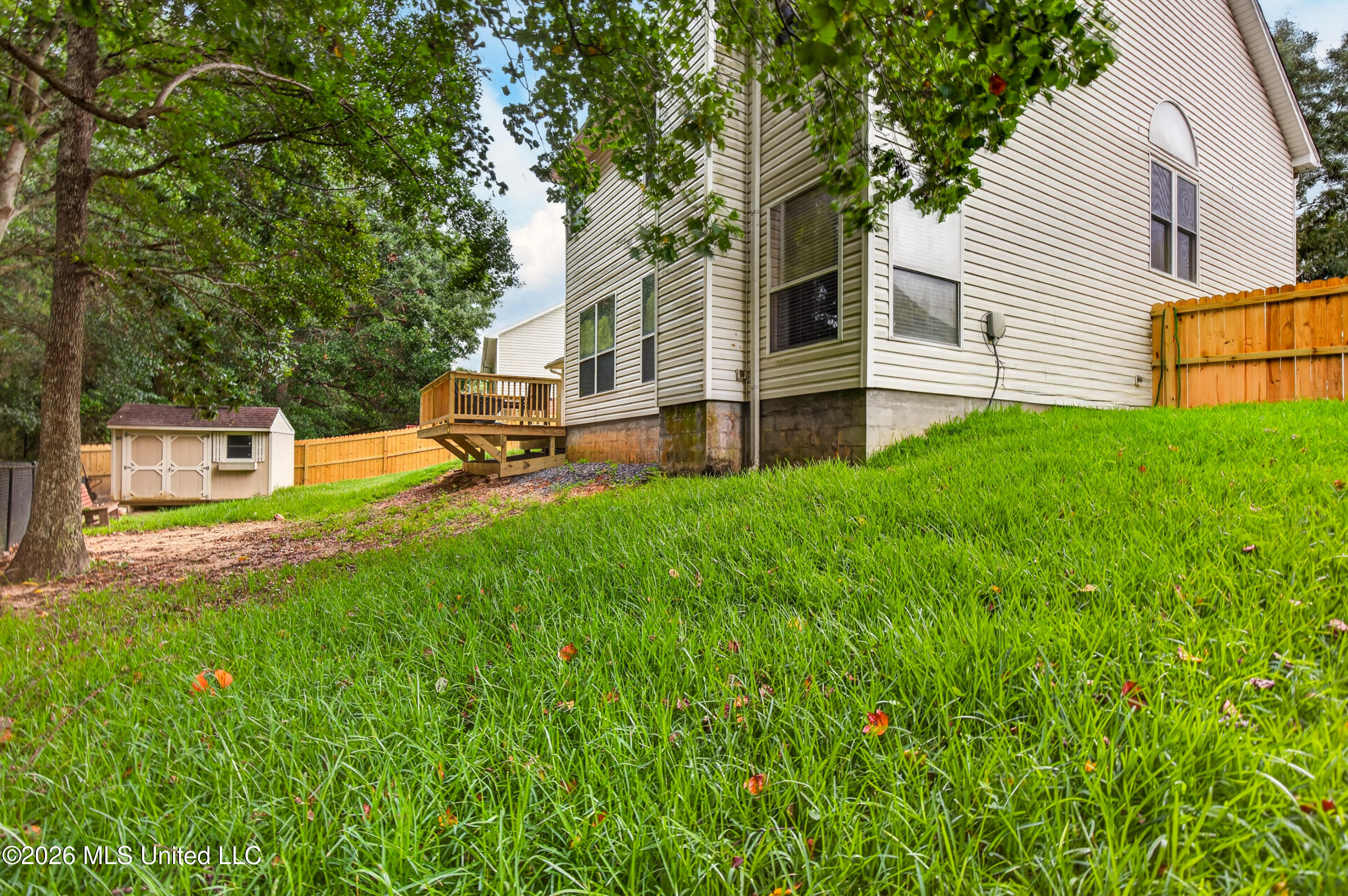 874 Ellington Drive Property Photo 35