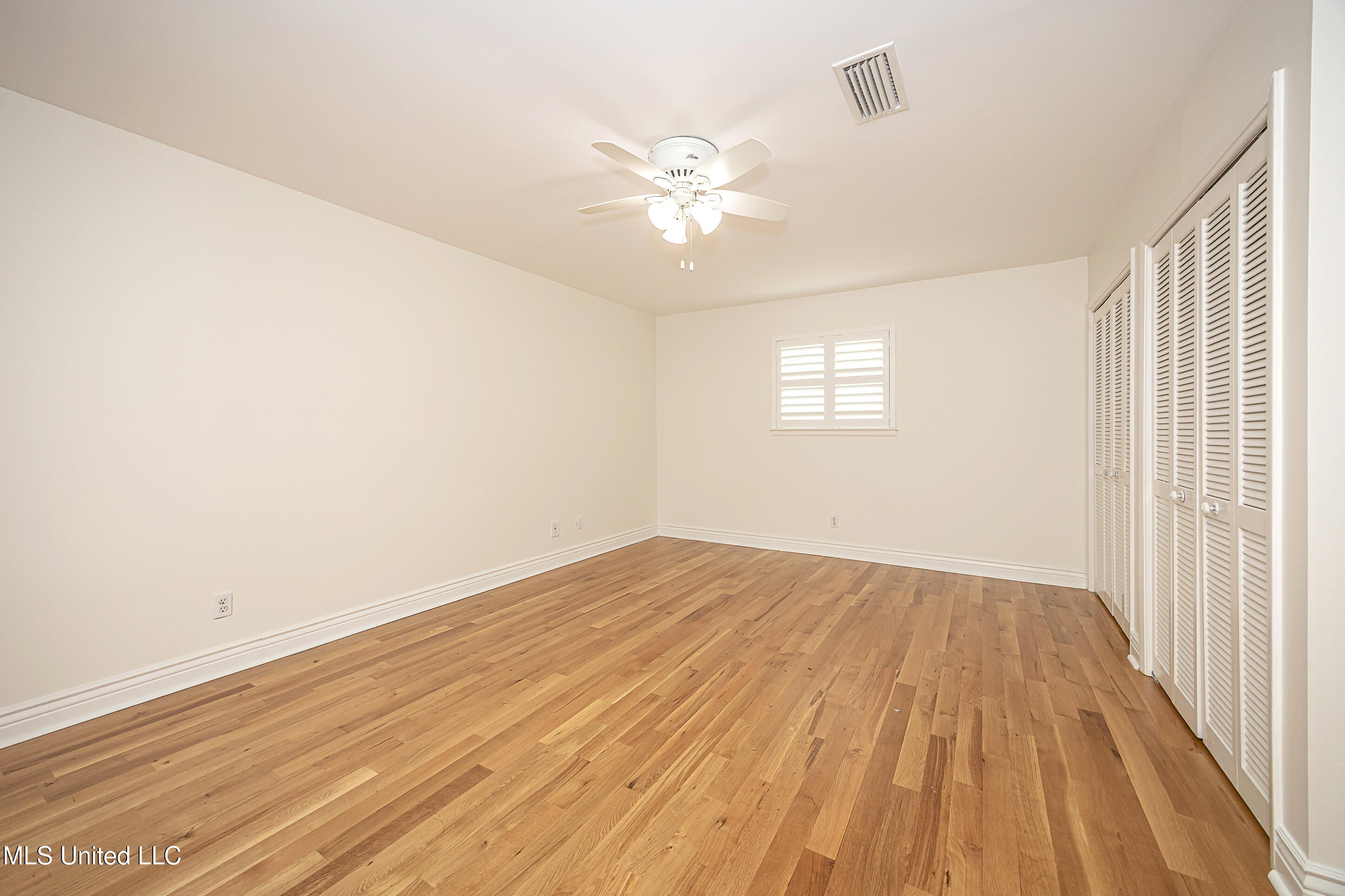 1107 Le Badine Court Property Photo 37