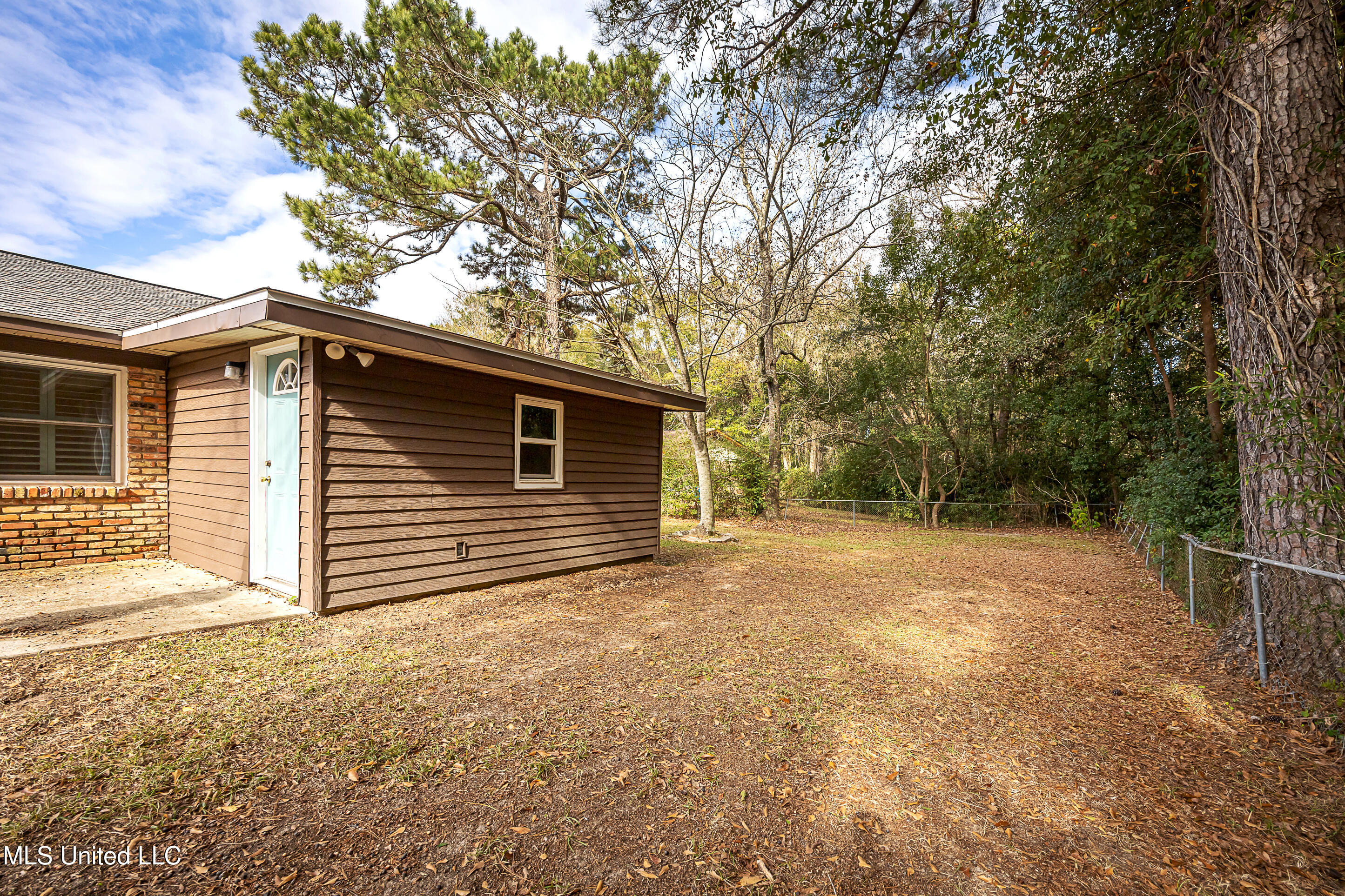 1107 Le Badine Court Property Photo 64