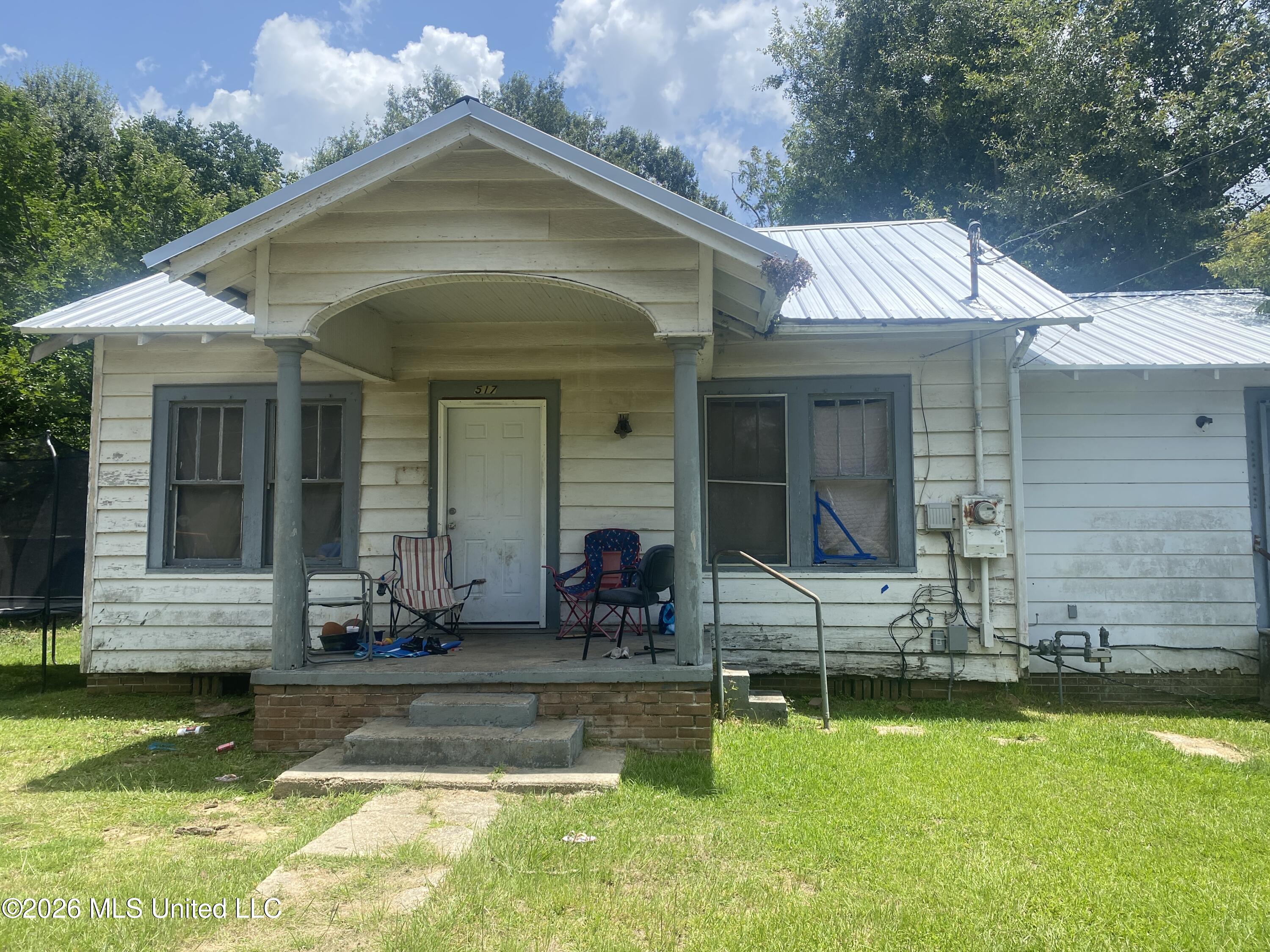 517 S 5th Street Property Photo 1