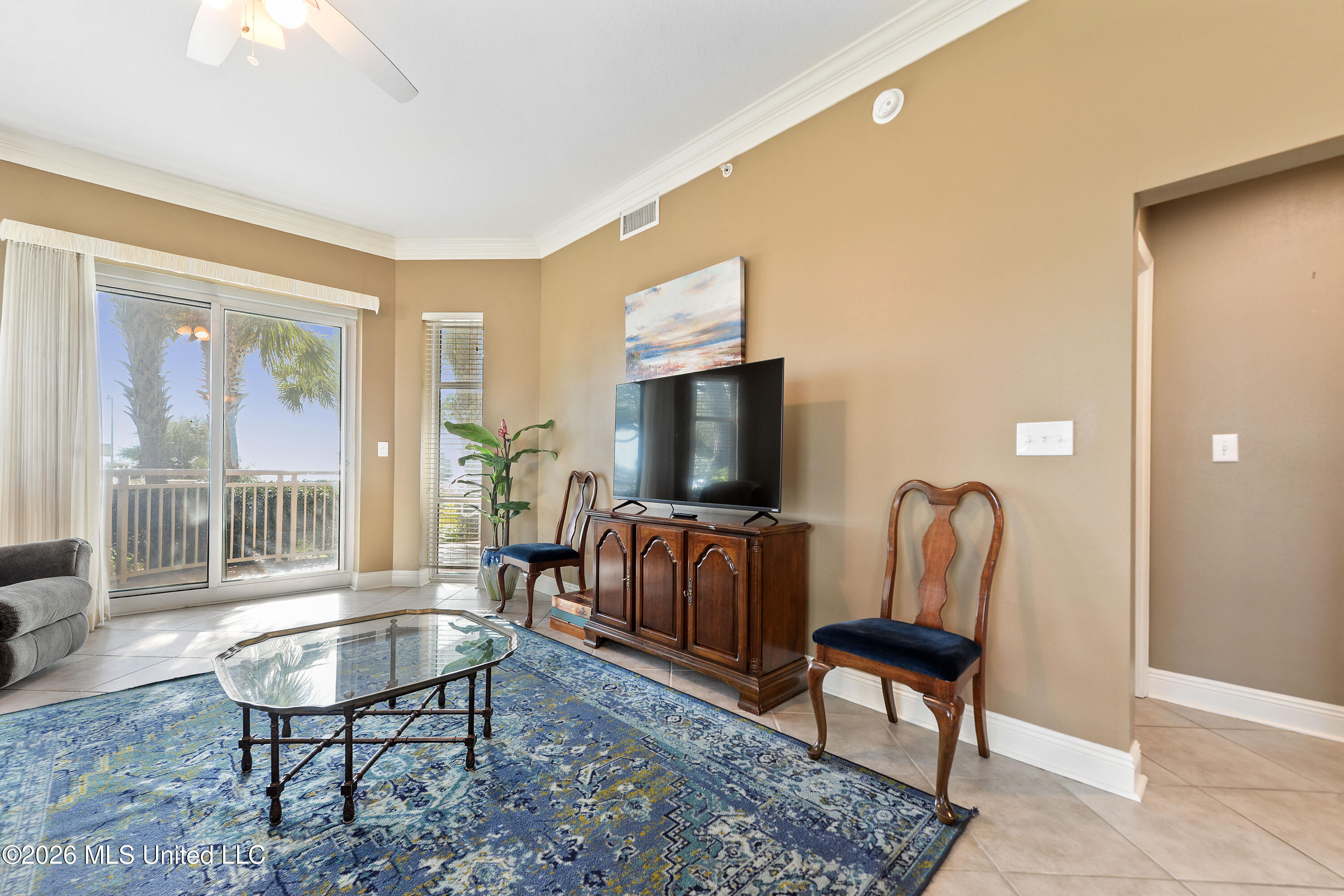 2230 Beach Drive Property Photo 5