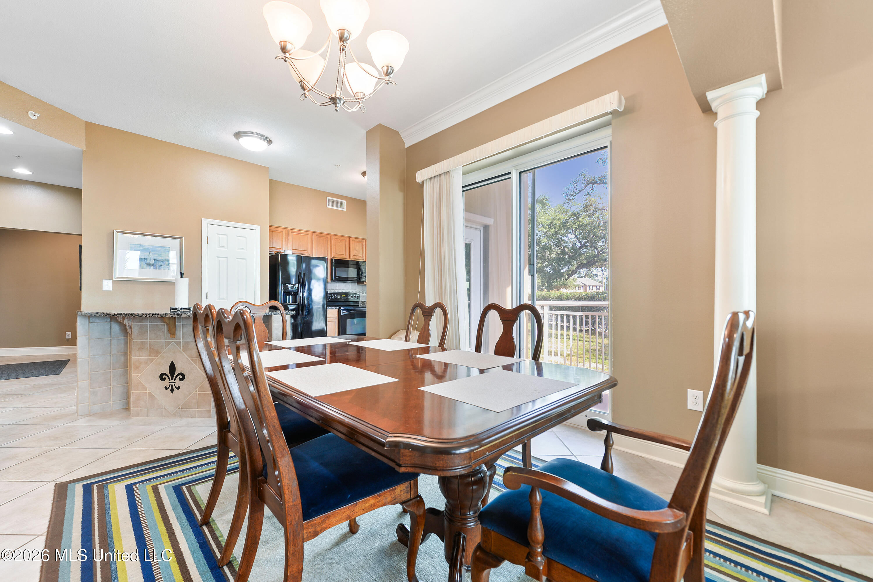 2230 Beach Drive Property Photo 6