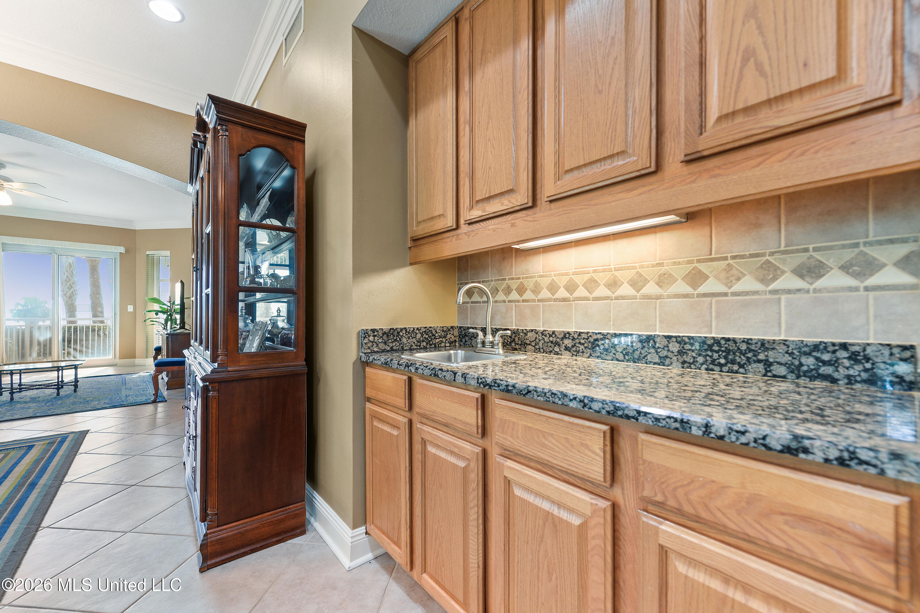 2230 Beach Drive Property Photo 8