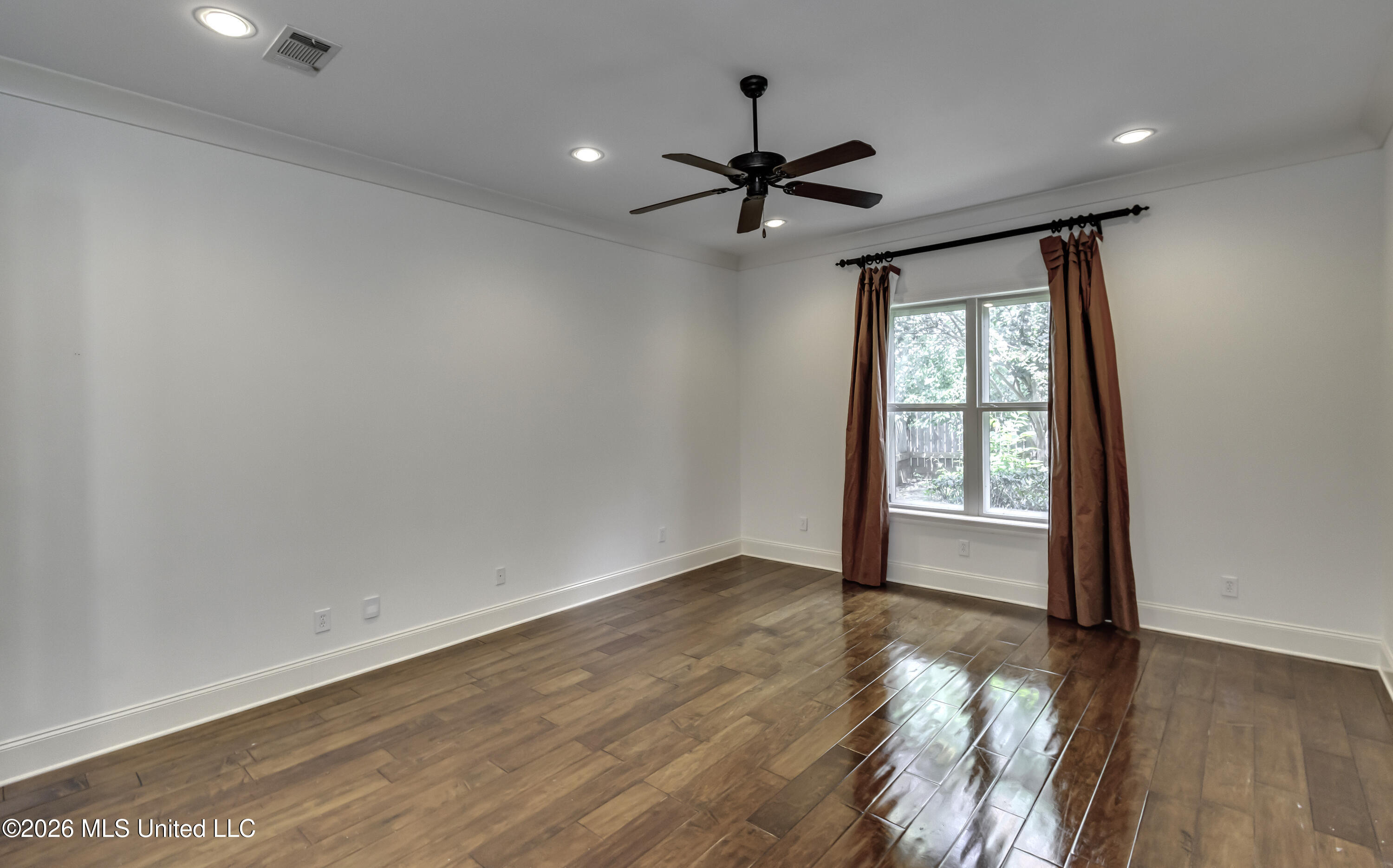 129 Hoy Farms Drive Property Photo 10