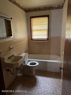 2903 36th Avenue Property Photo 5