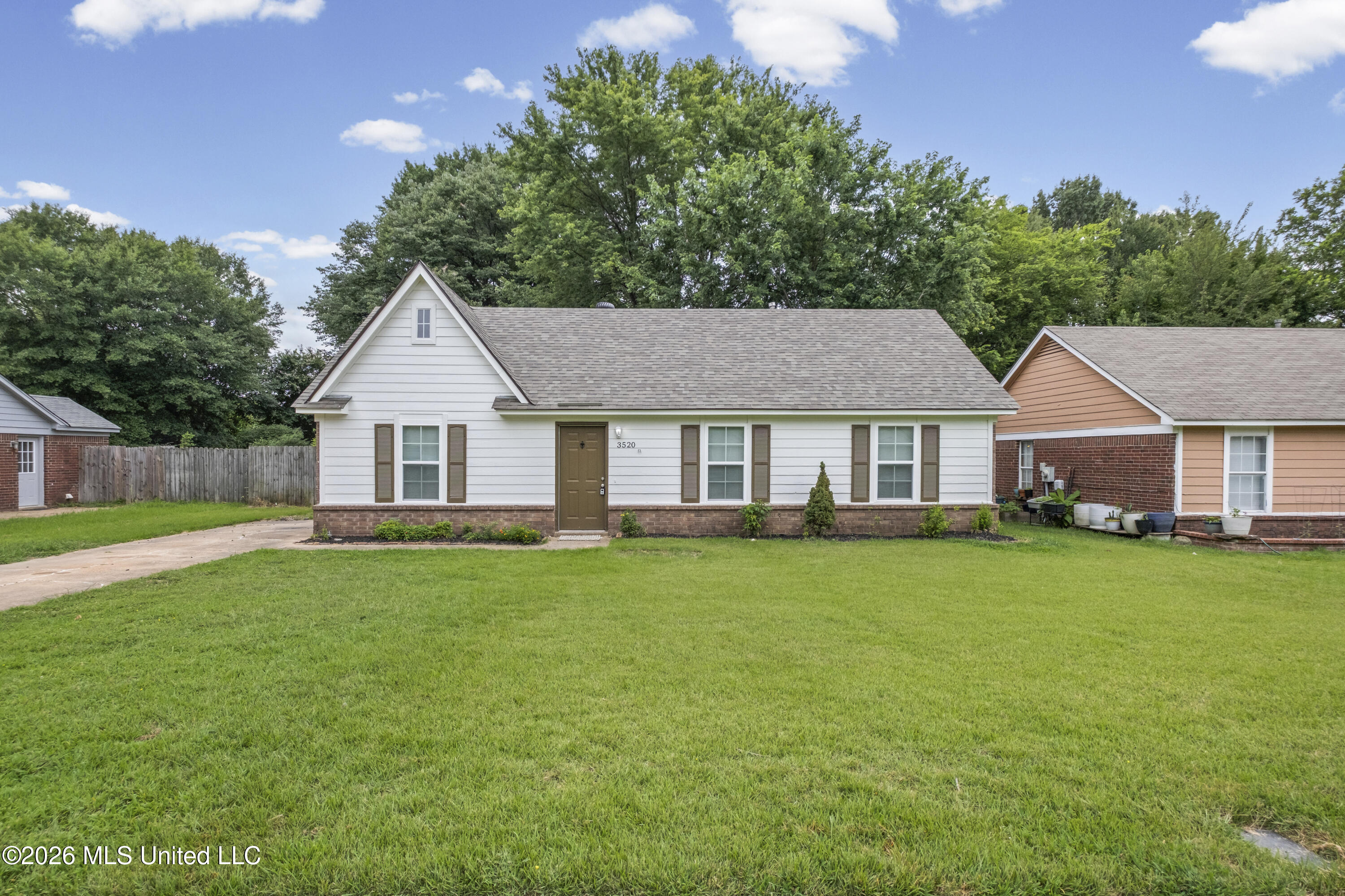 3520 Mayfair Drive Property Photo 1