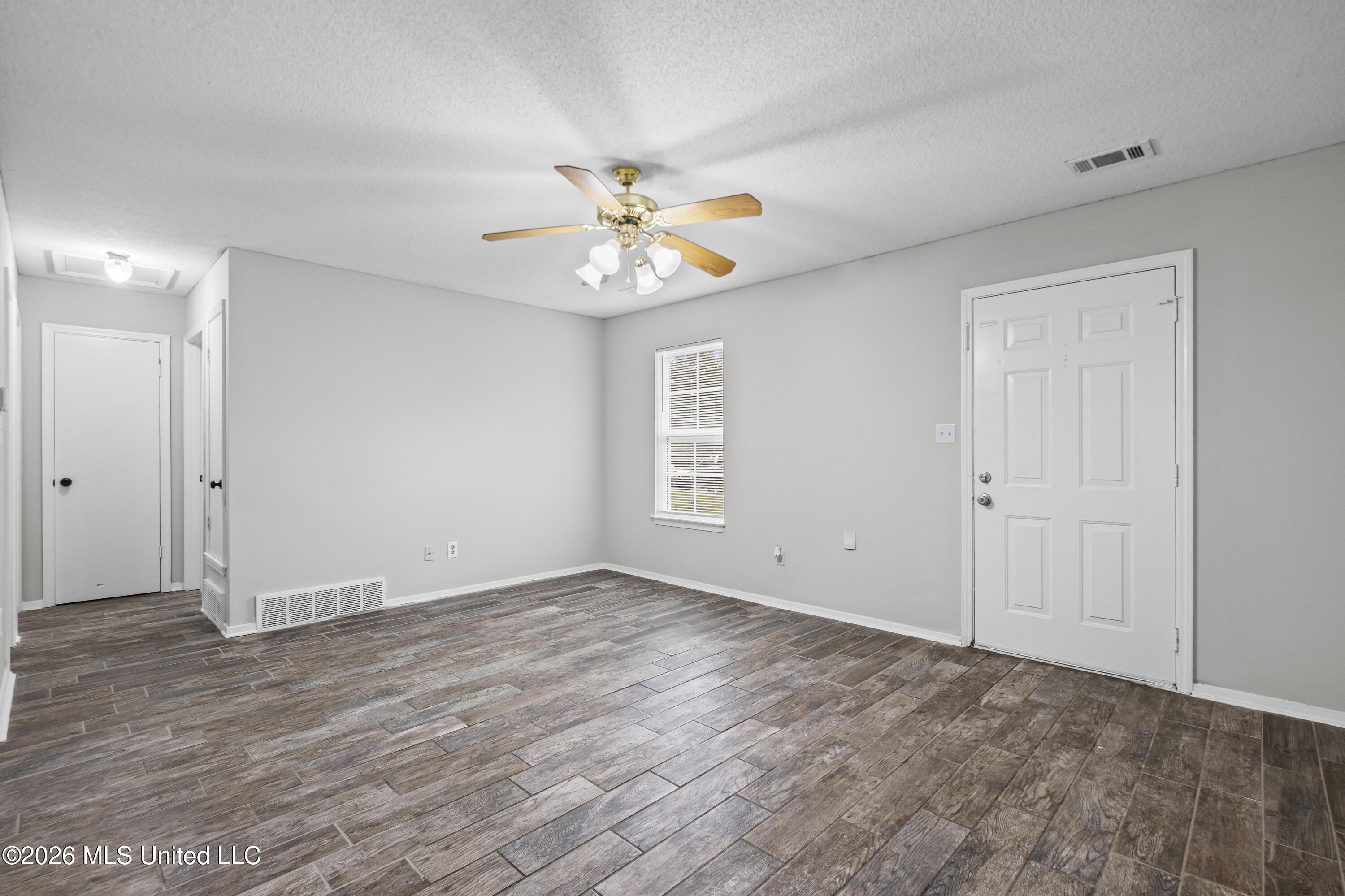 3520 Mayfair Drive Property Photo 37